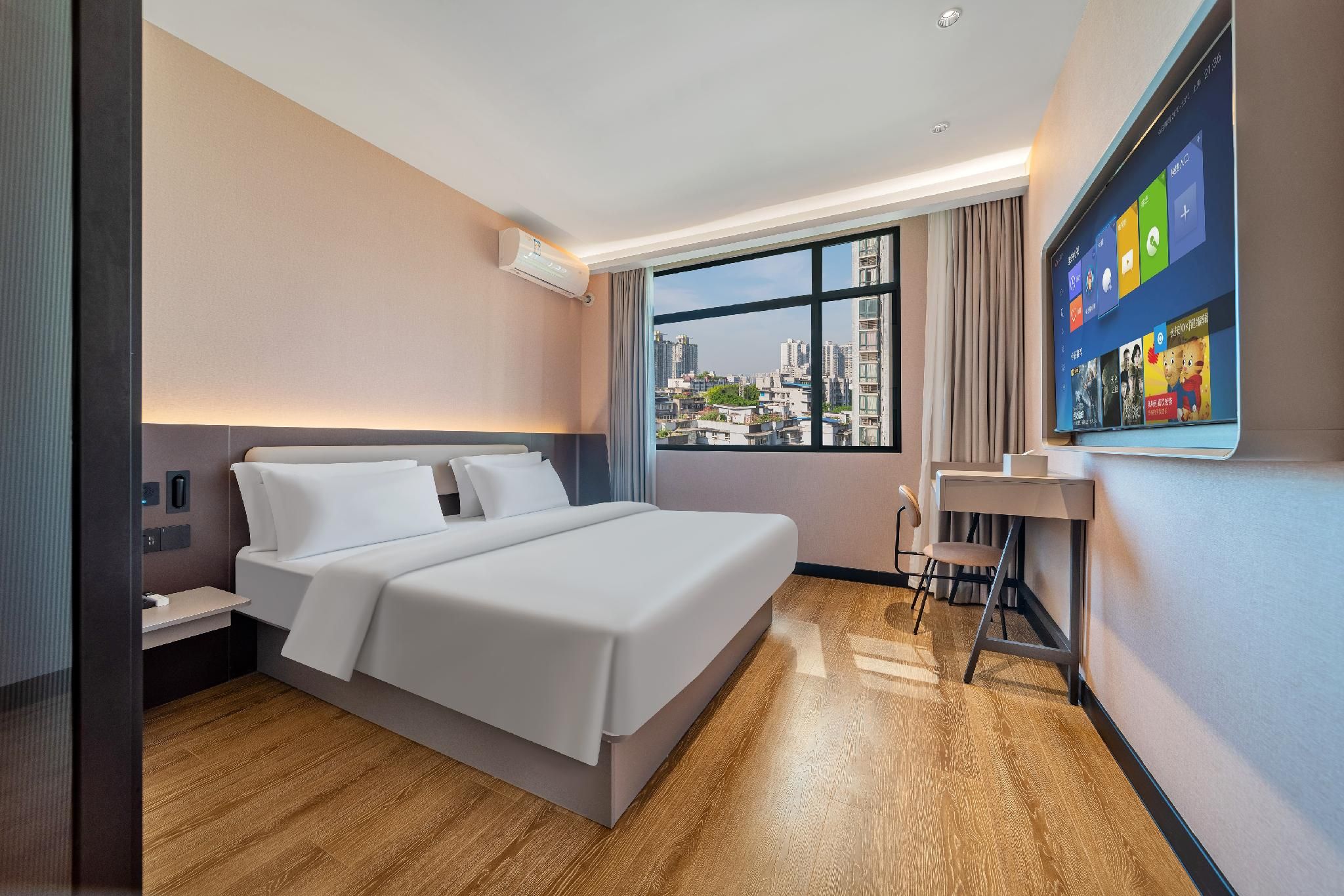 Business Queen Bed Room