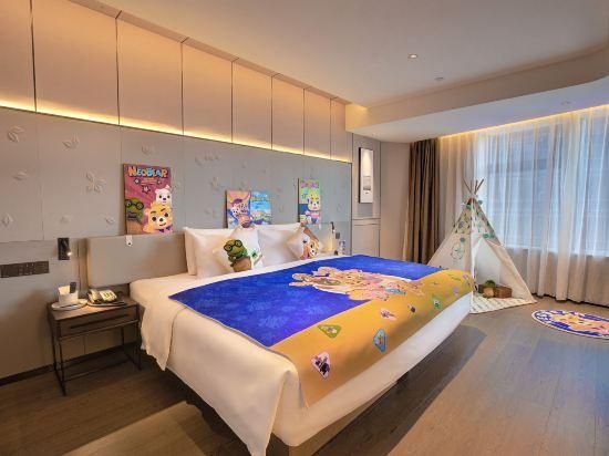 Atour - JUMI Family Room