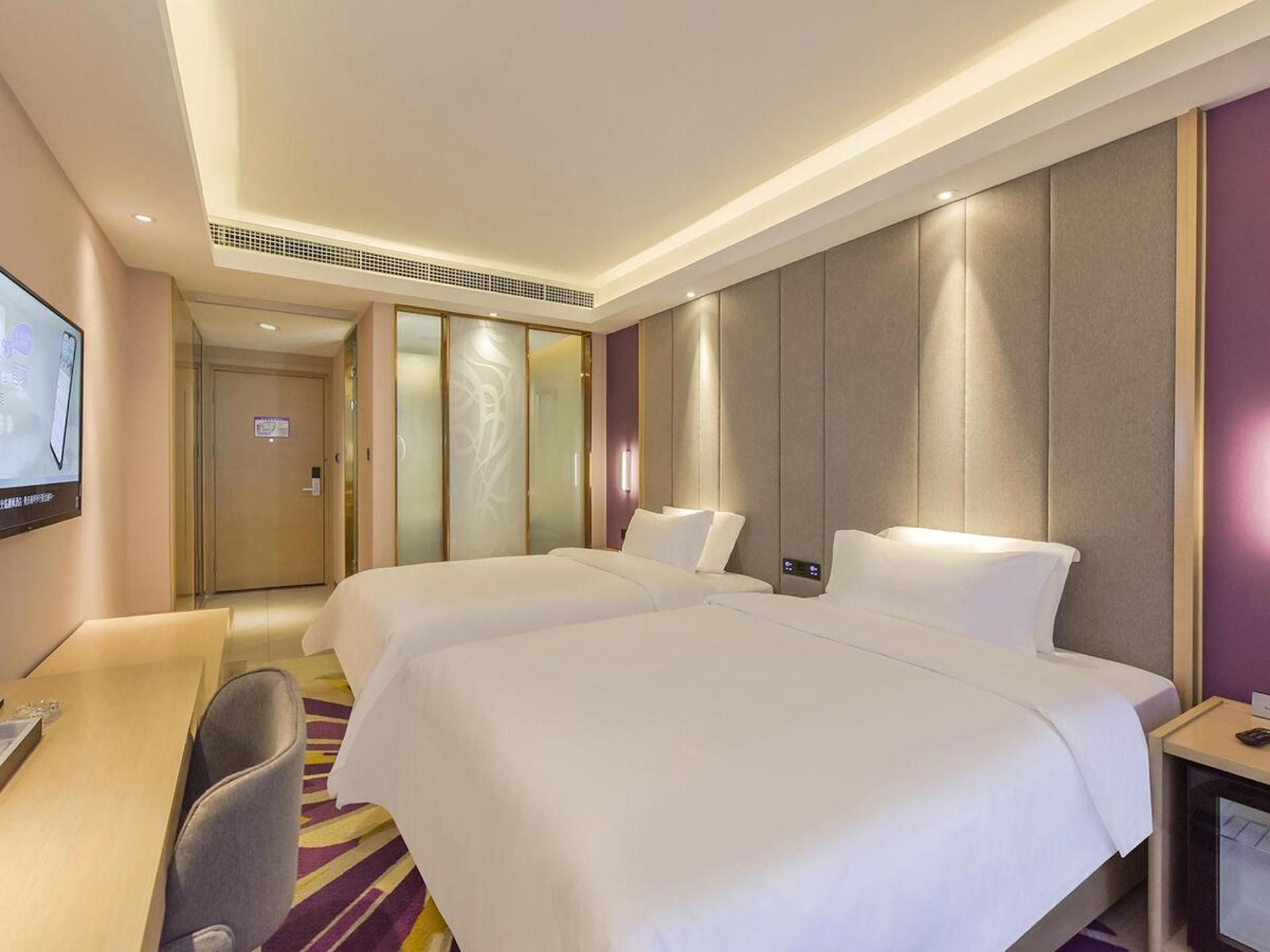 Twin Deluxe Room