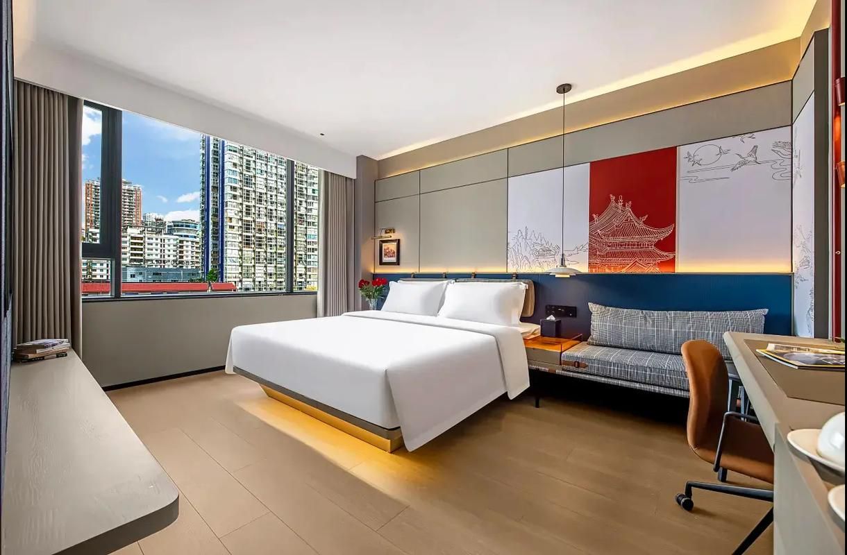 Comfort Queen Room