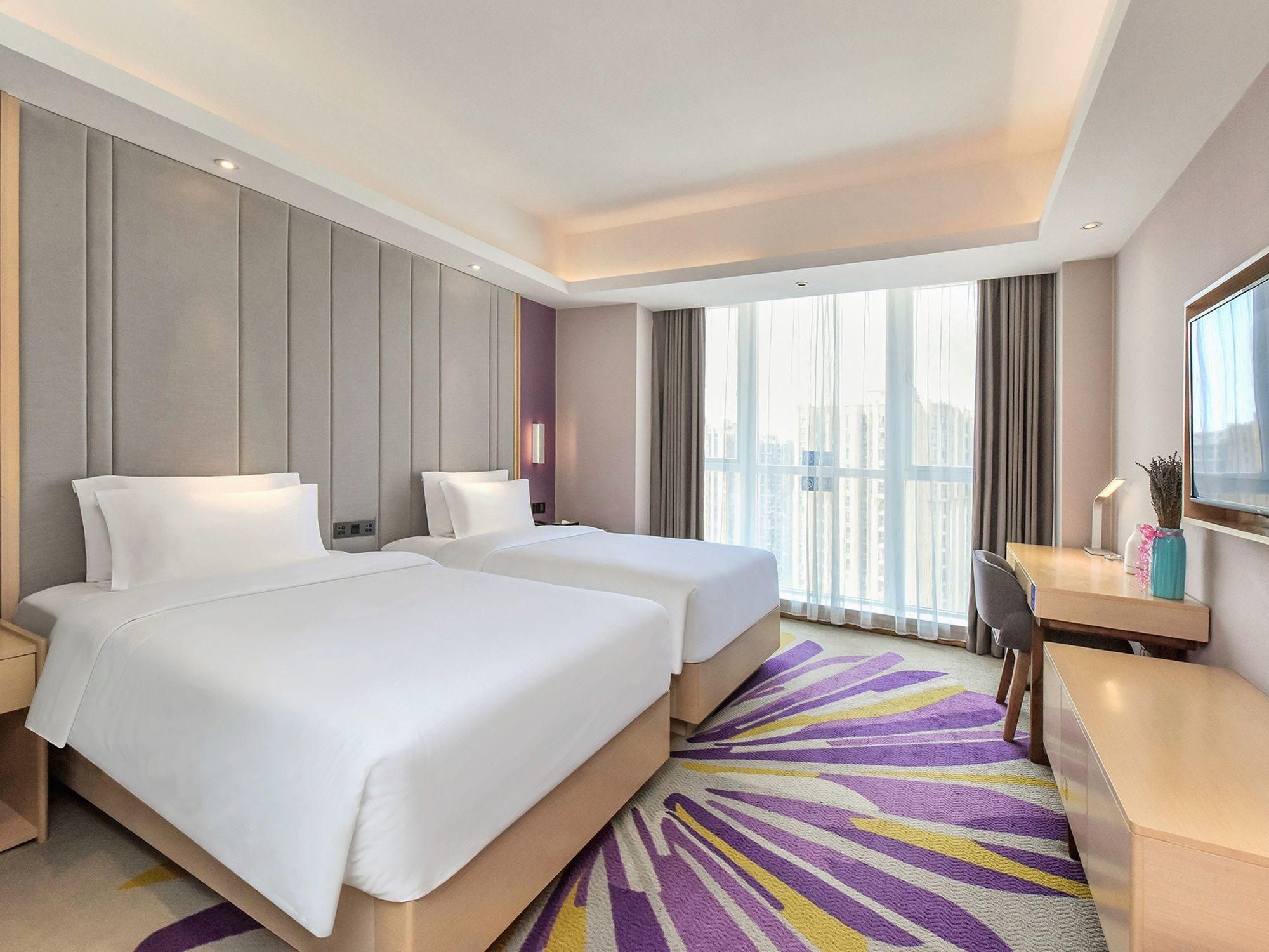 Twin Deluxe Room