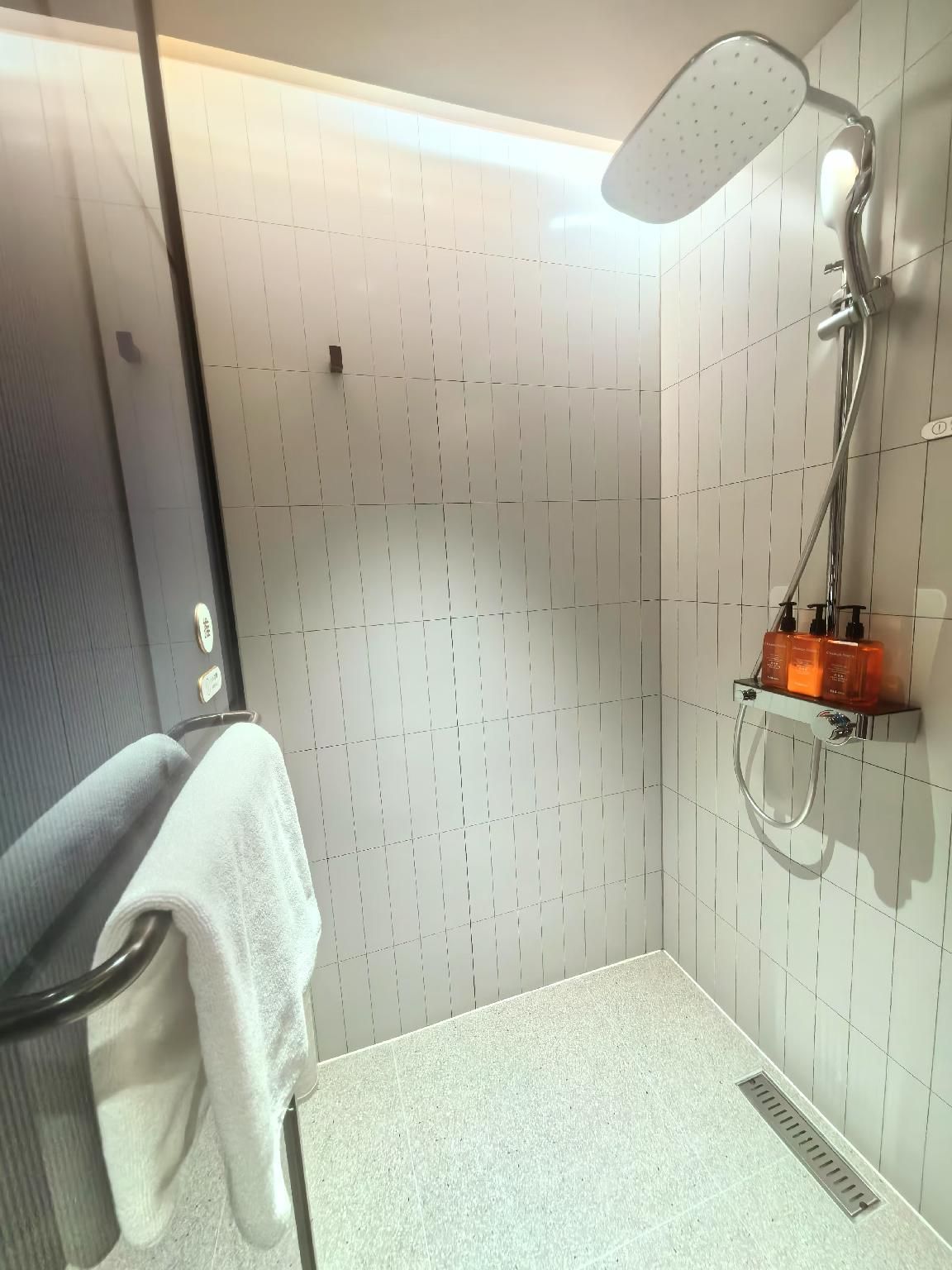 Huazhu - Deluxe Bed Room