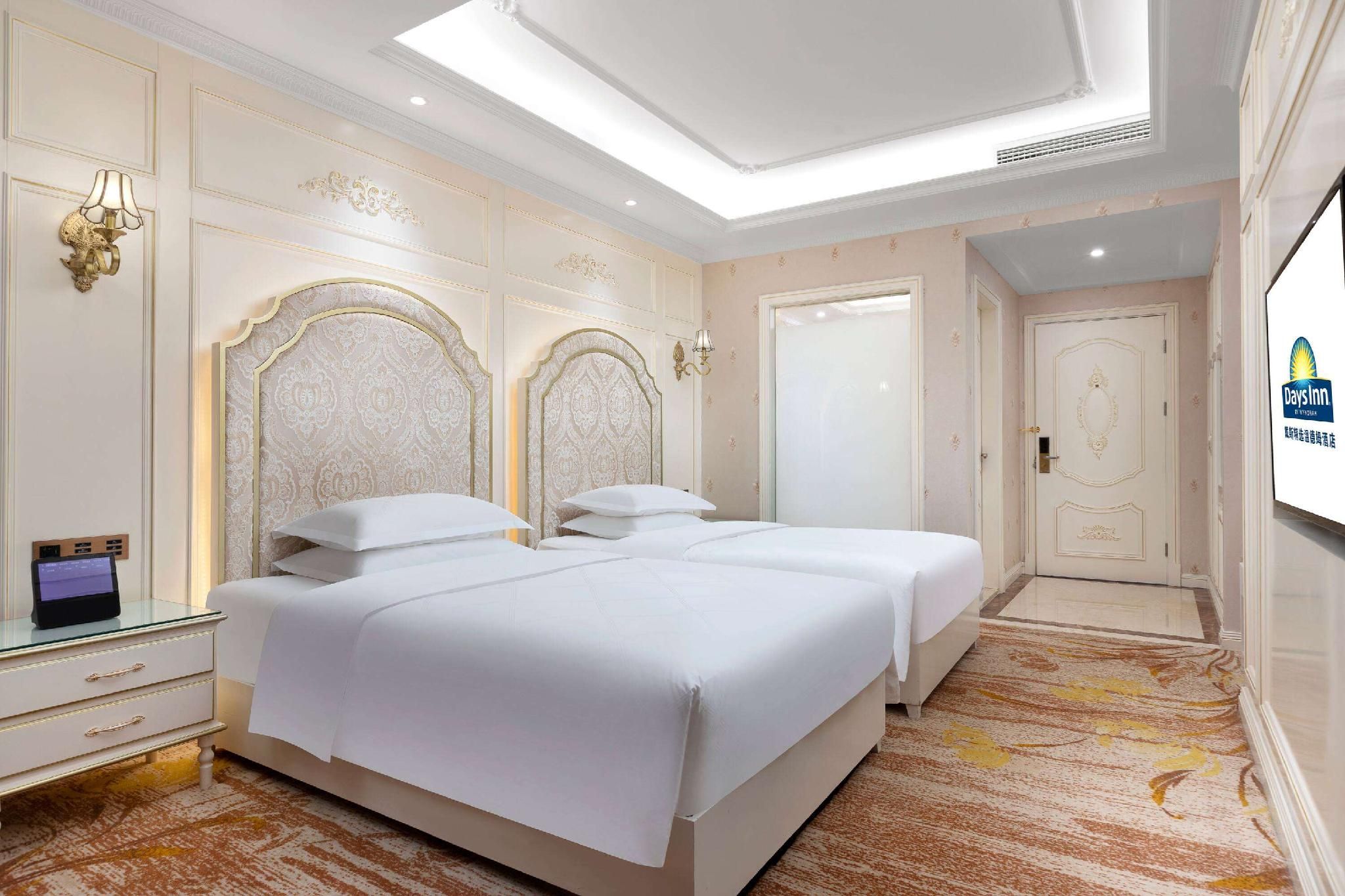 2 Single Beds, French Style Room, Non-Smoking