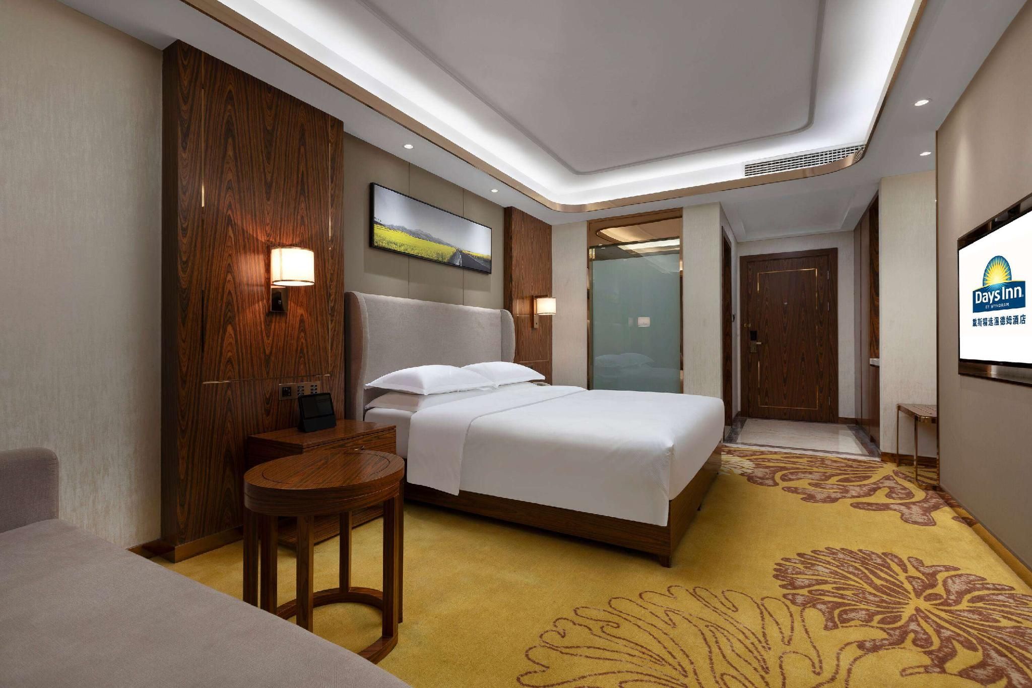 1 King Bed, Executive Room, Non-Smoking