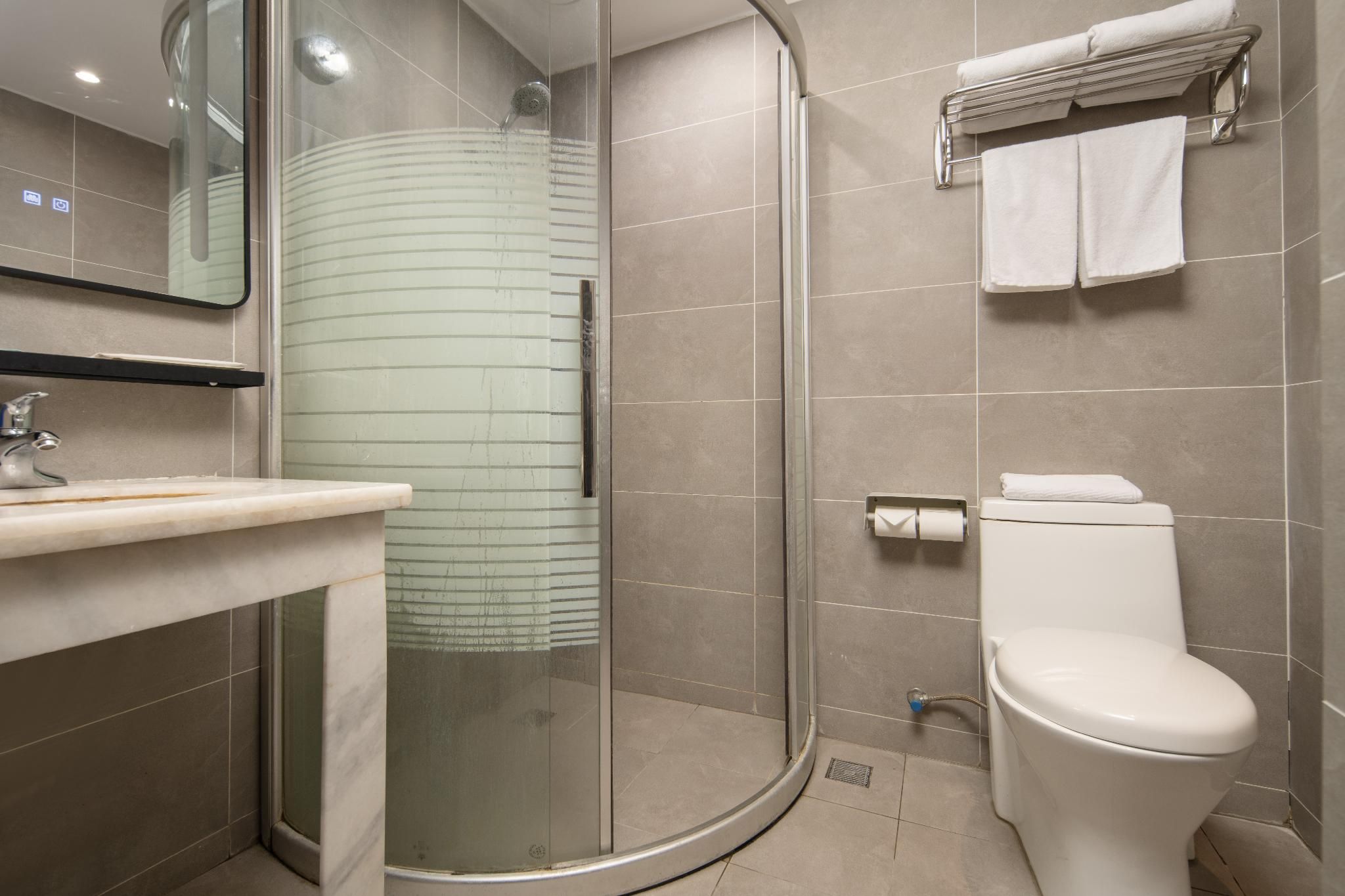 Hanting Hotel Chongqing Yangjiaping Pedestrian Street MixC Senior Twin Room-Family 3