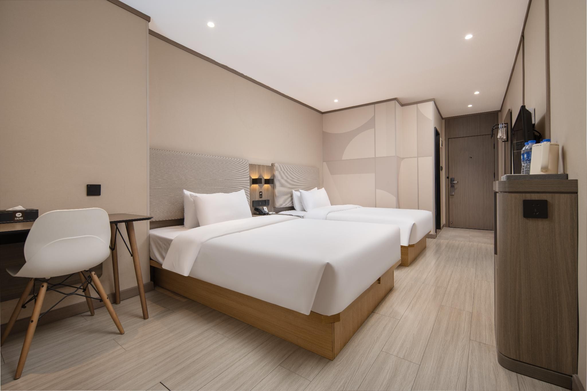 Hanting Hotel Chongqing Yangjiaping Pedestrian Street MixC Senior Twin Room-Family