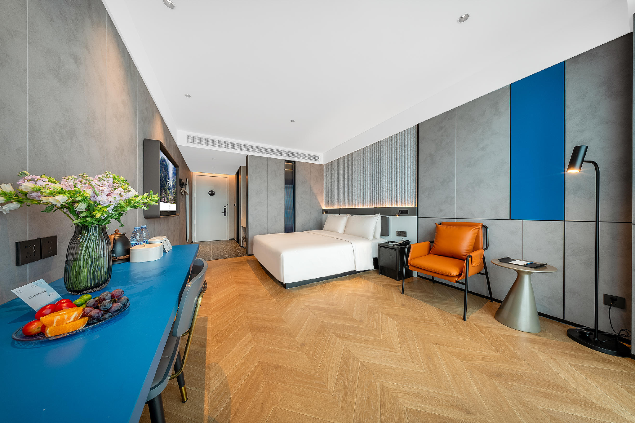 Executive Queen Room with Balcony