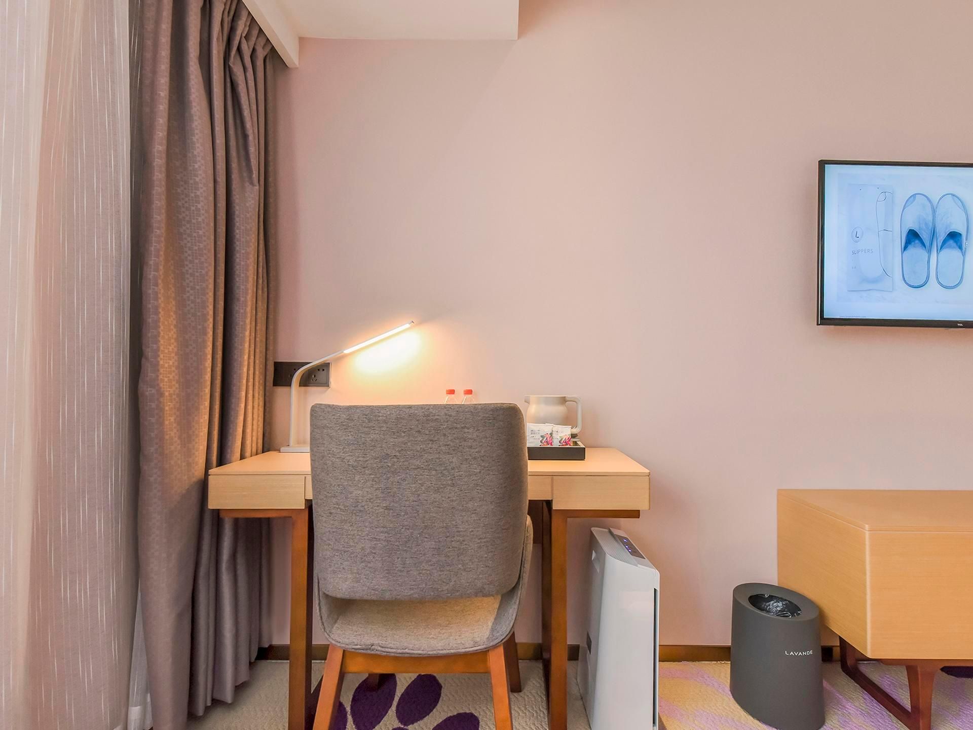 28162365_210927135300105796582