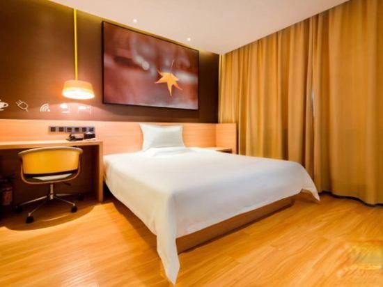 Custom Double Room