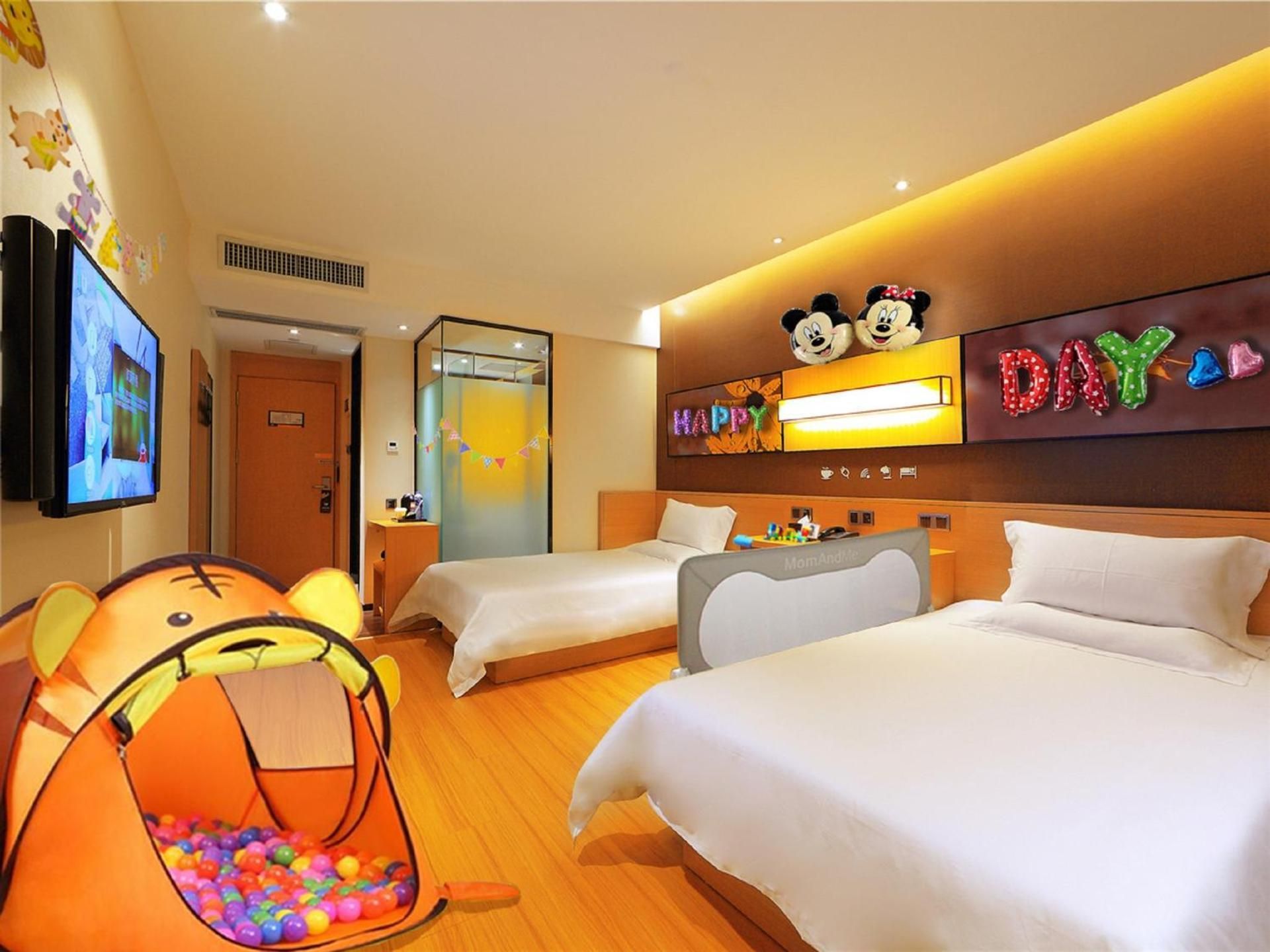 Mainland Chinese Citizens - U Plus Twin Room wirh Children Decor