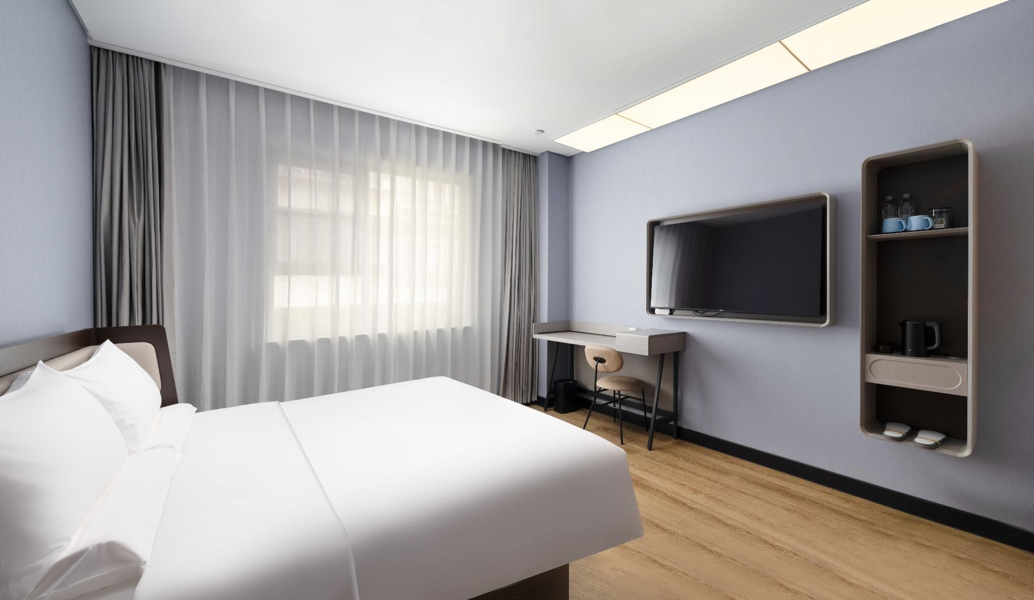 Huazhu - Room With Bed