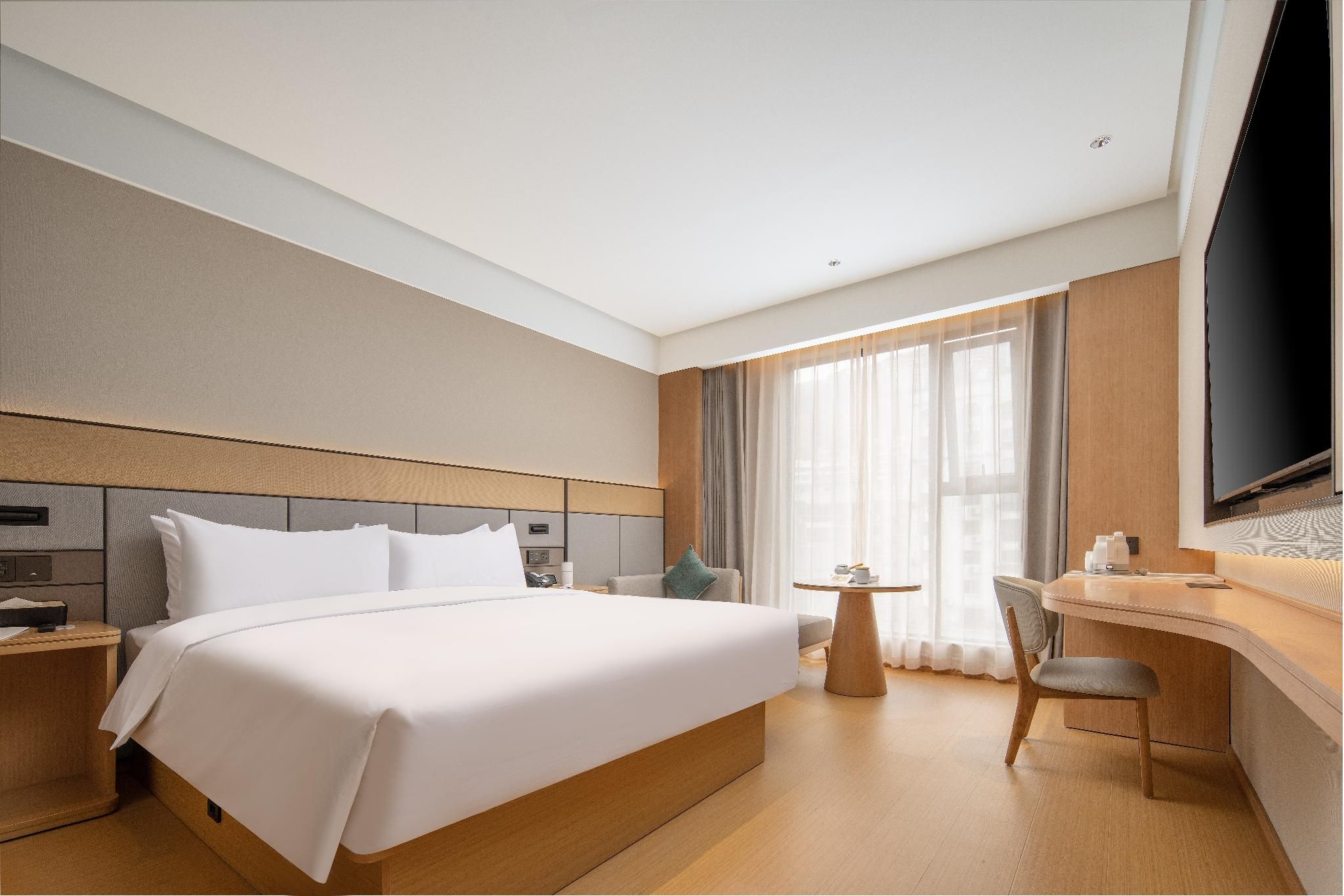 Queen Room City View