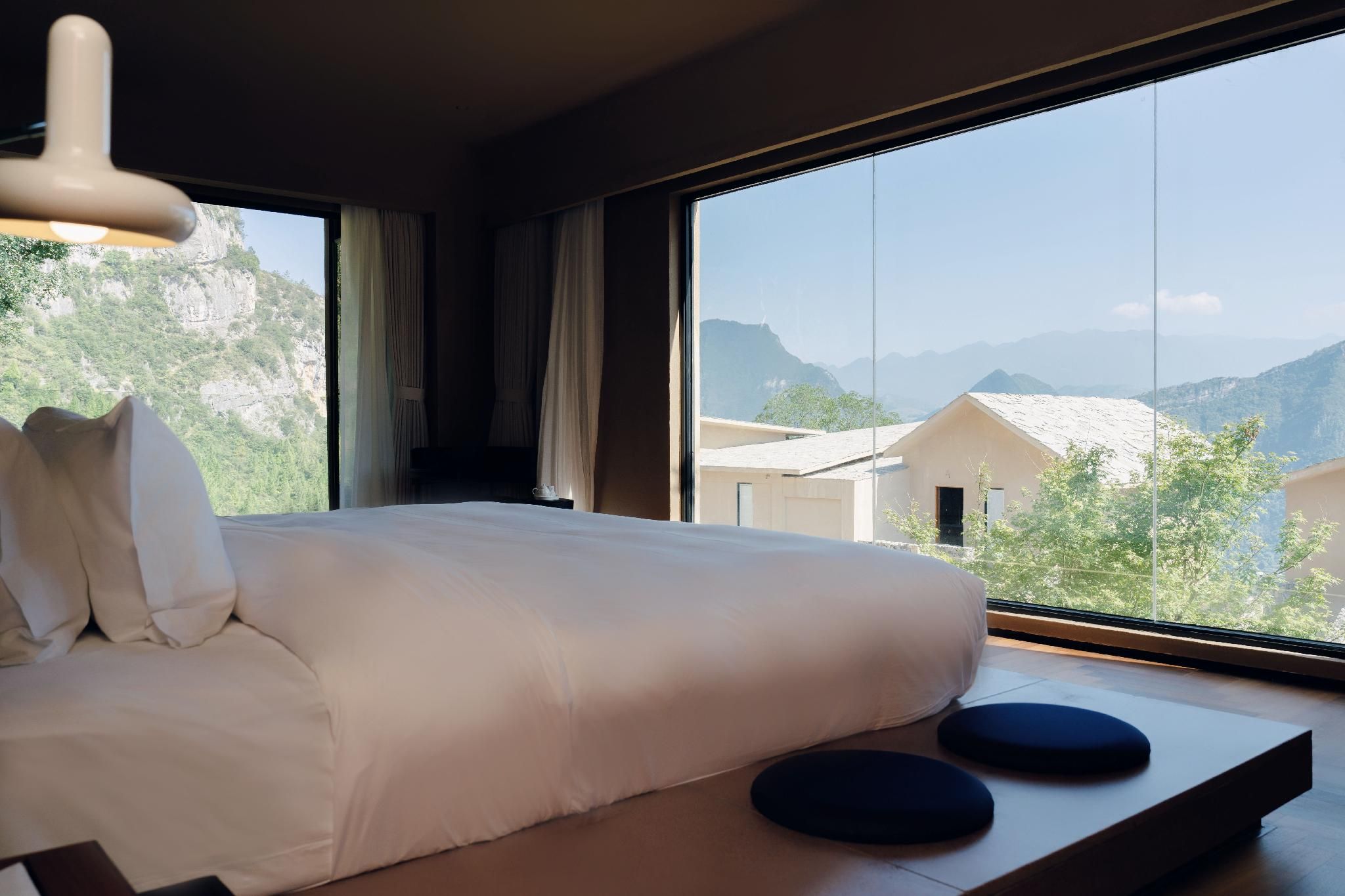 Cliff View