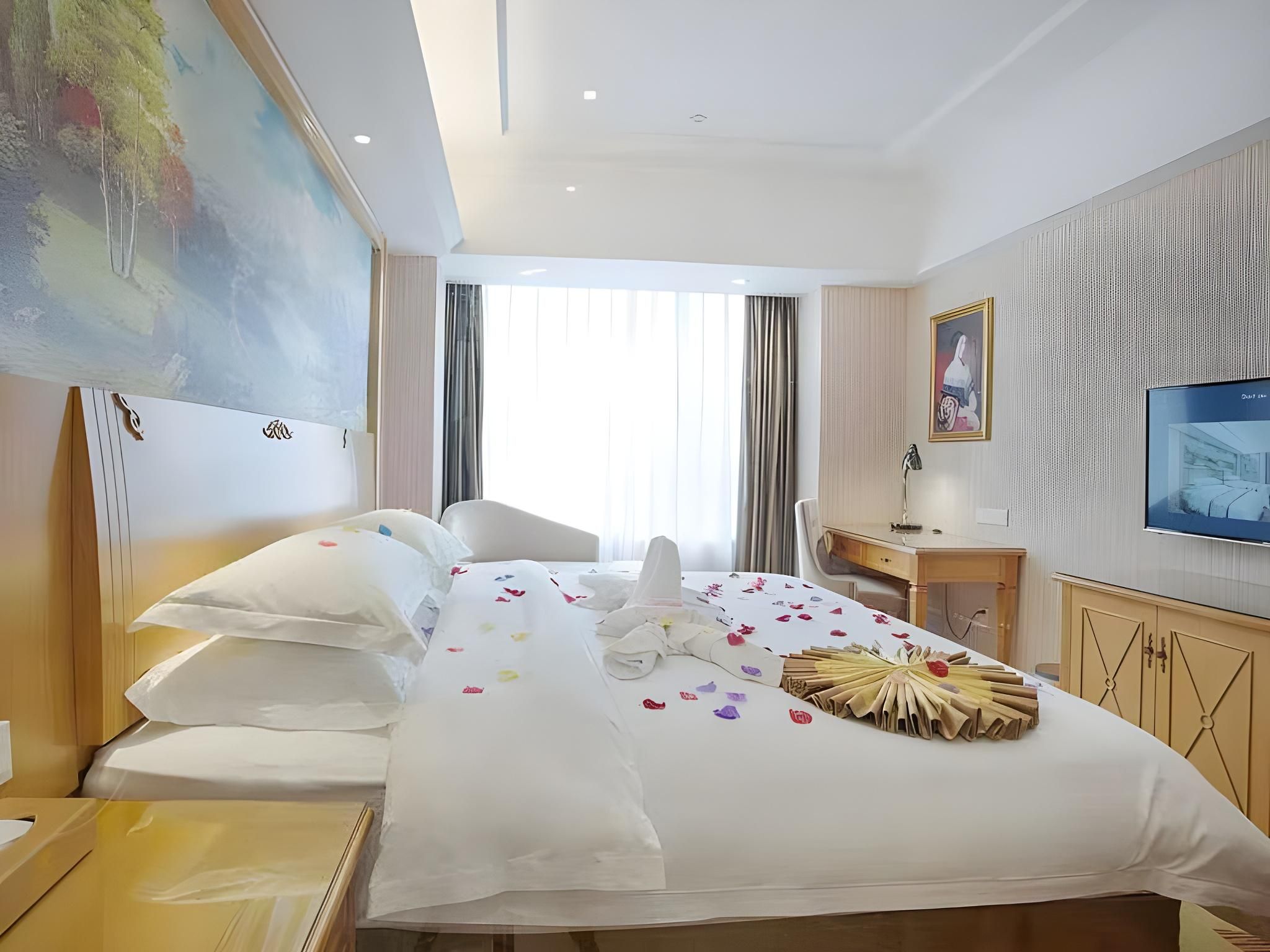 Vienna - Romance Themed Bed Room