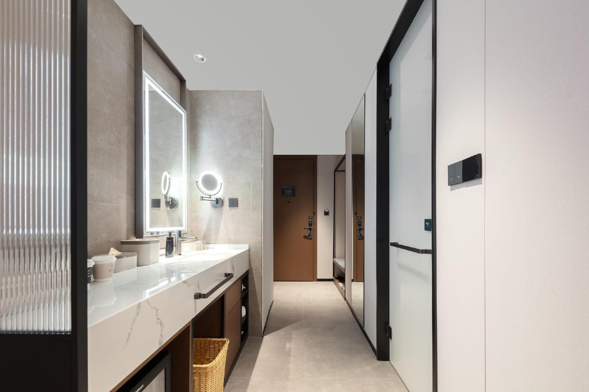 Executive room, Guest room, 1 Queen