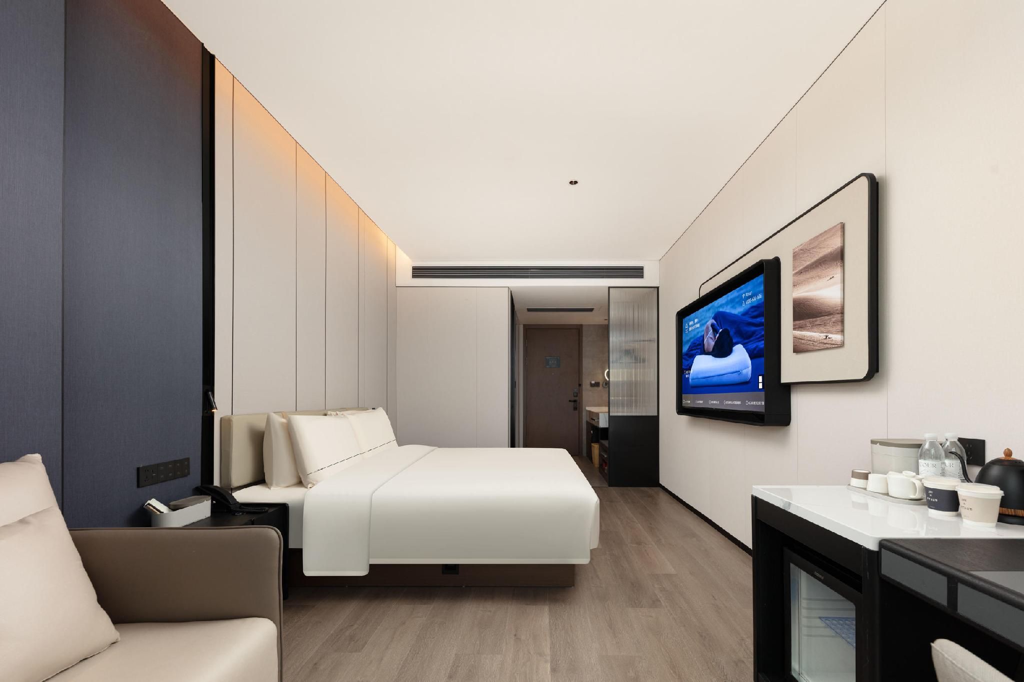 Atour Hotel Chongqing Kaizhou Pedestrian Street Superior 1 Queen 3