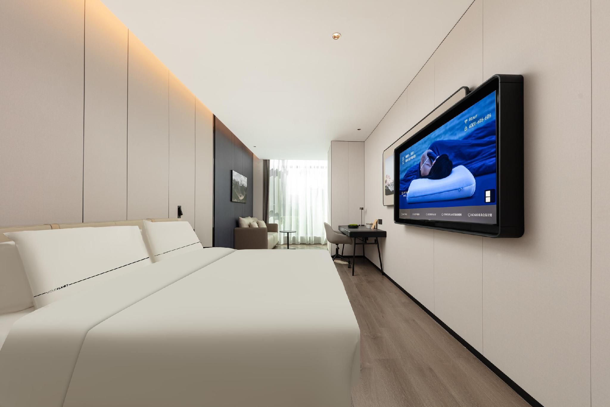 Executive room, Guest room, 1 Queen