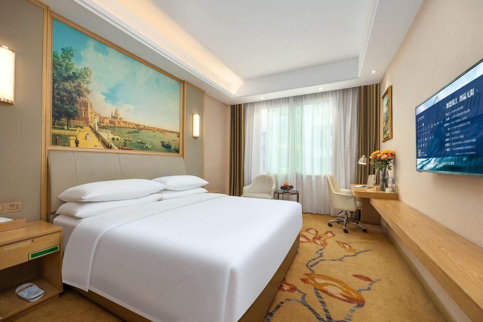 Vienna - Deluxe Room