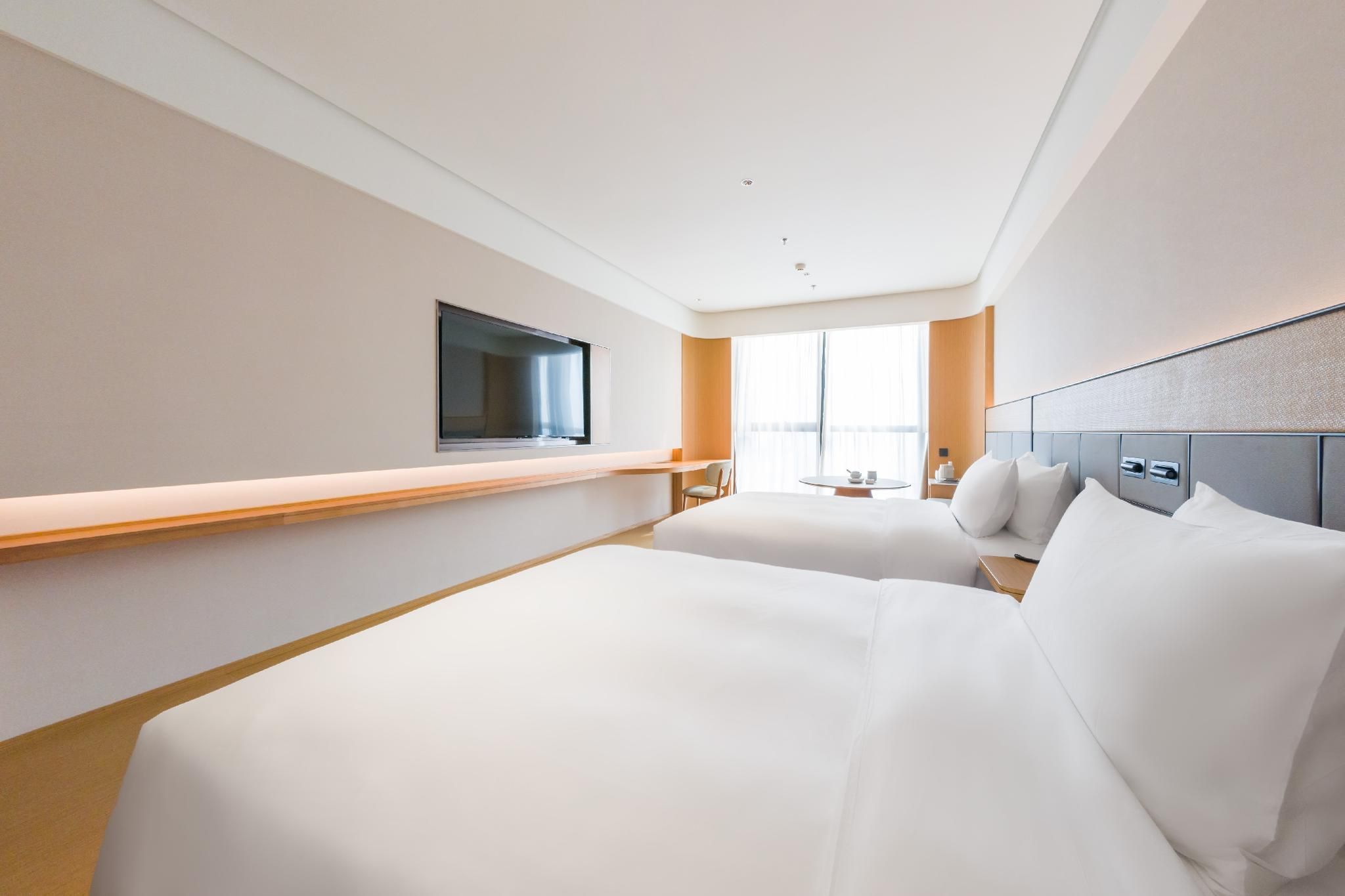 Landscape Twin Room