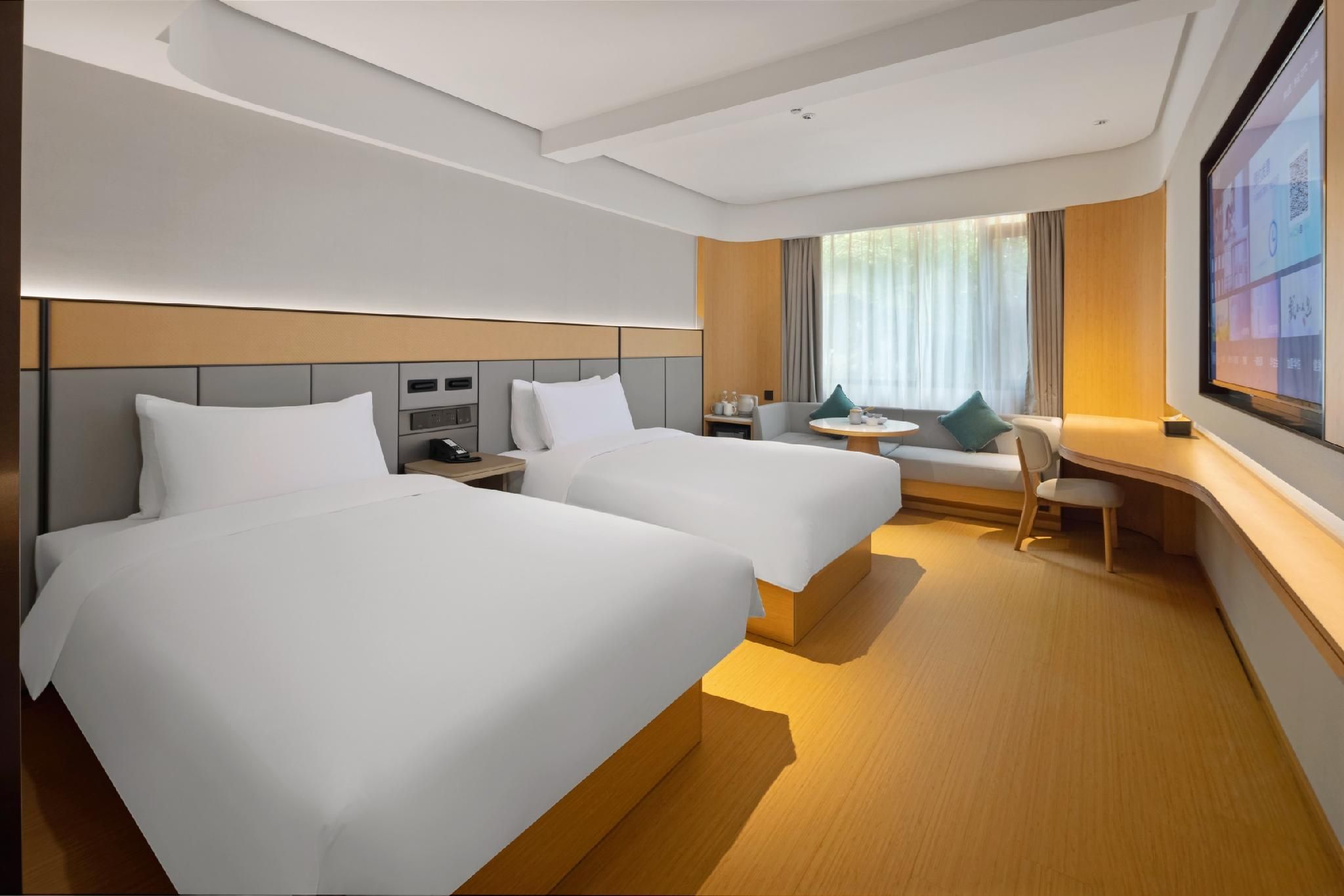 Huazhu - Business Twin Room
