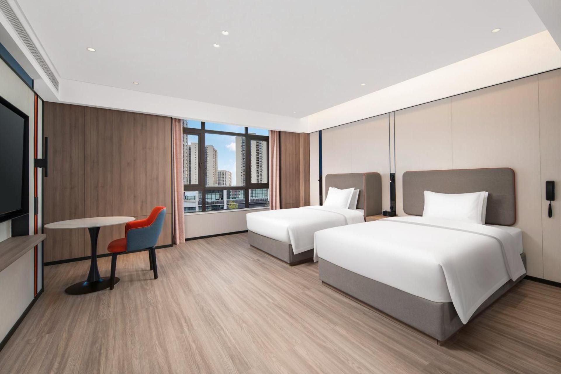 Double Suite with Two Double Beds - Non-Smoking