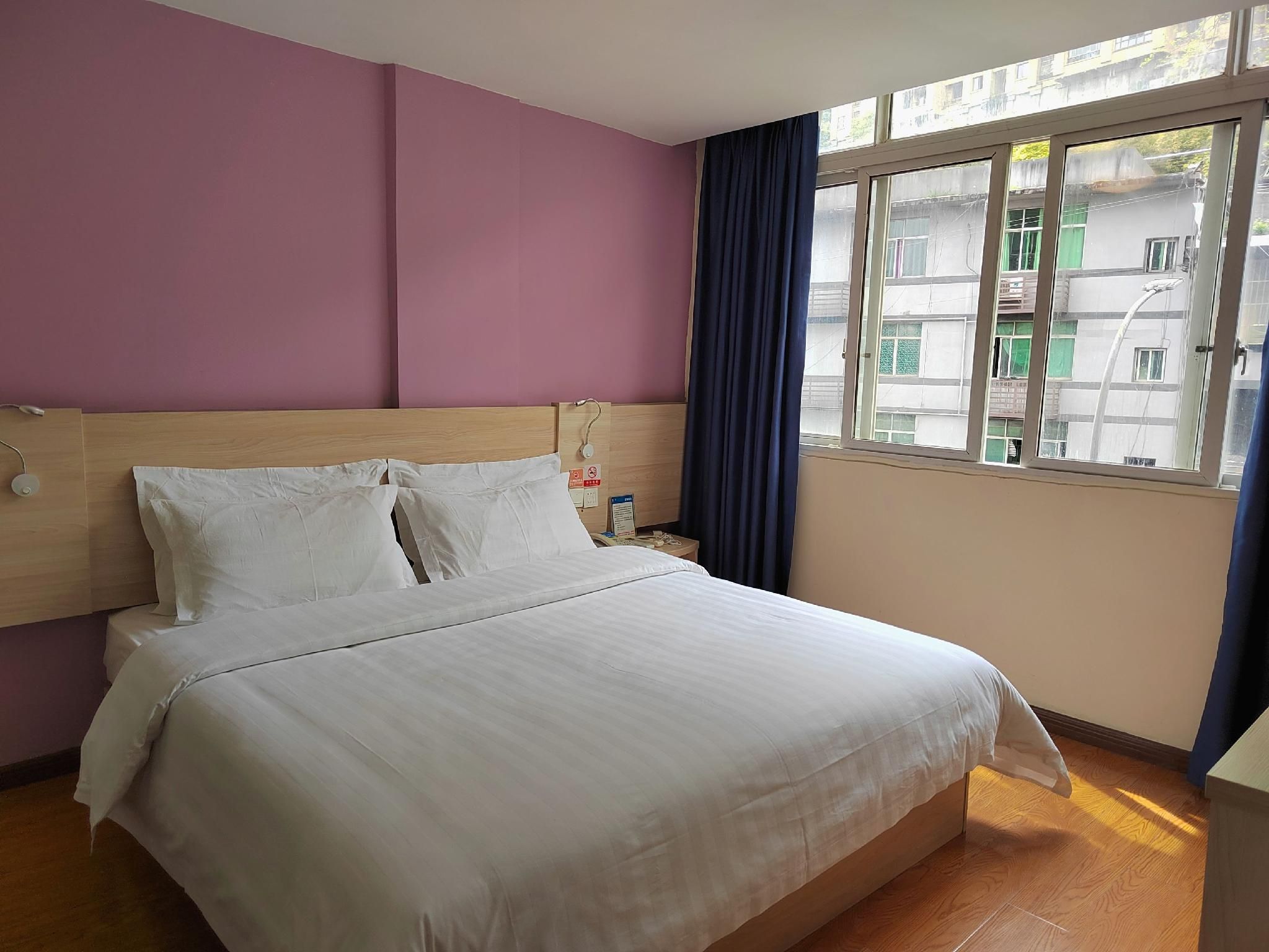 Select Bed Room