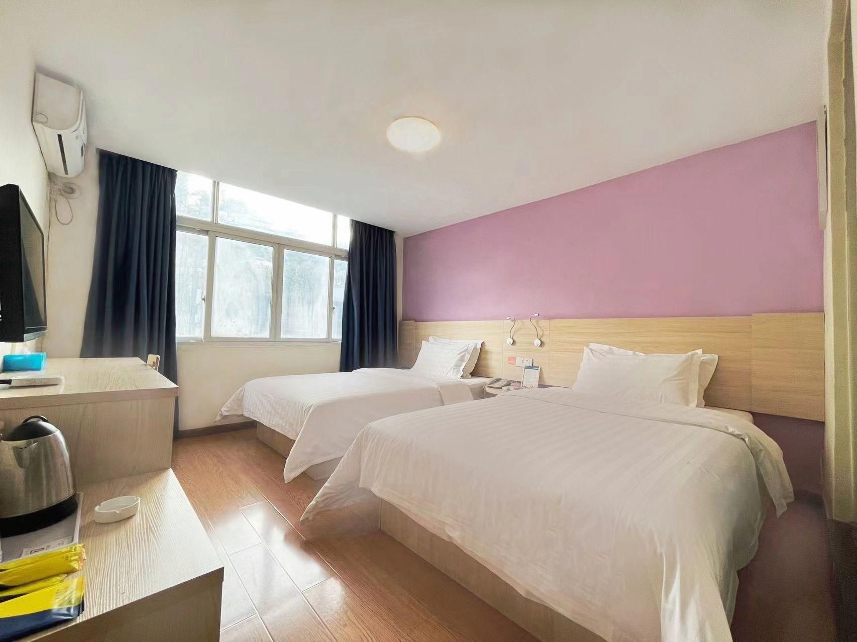 WH - Traditional Bed Room