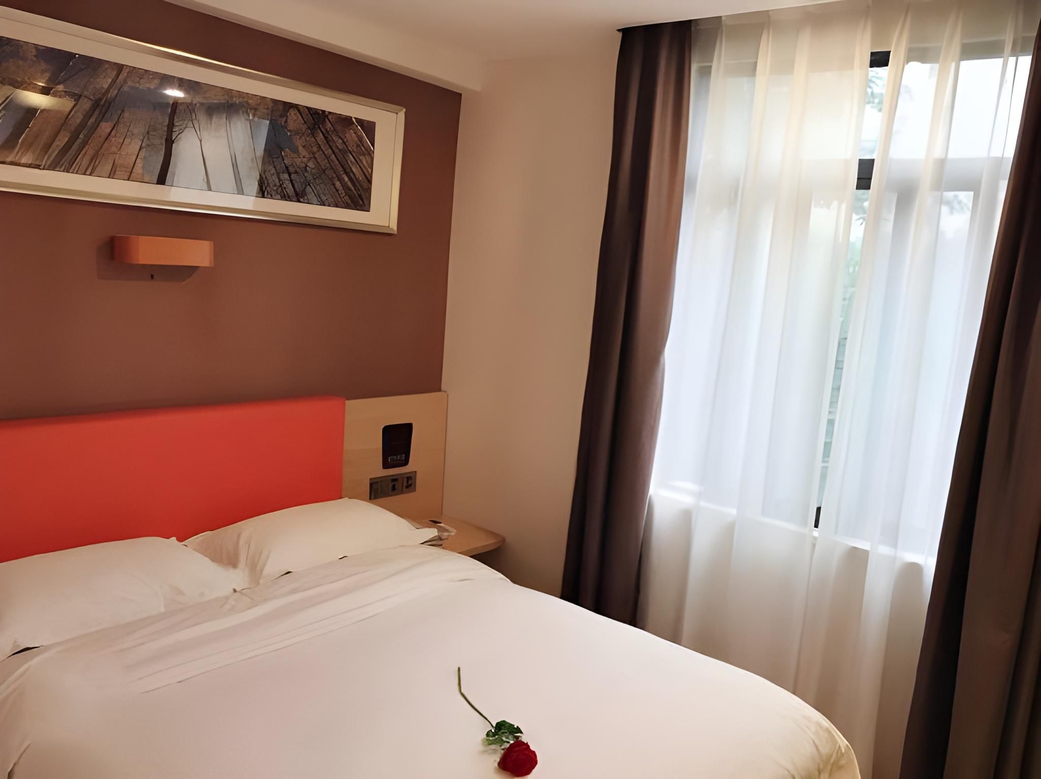 Select You Ter Room