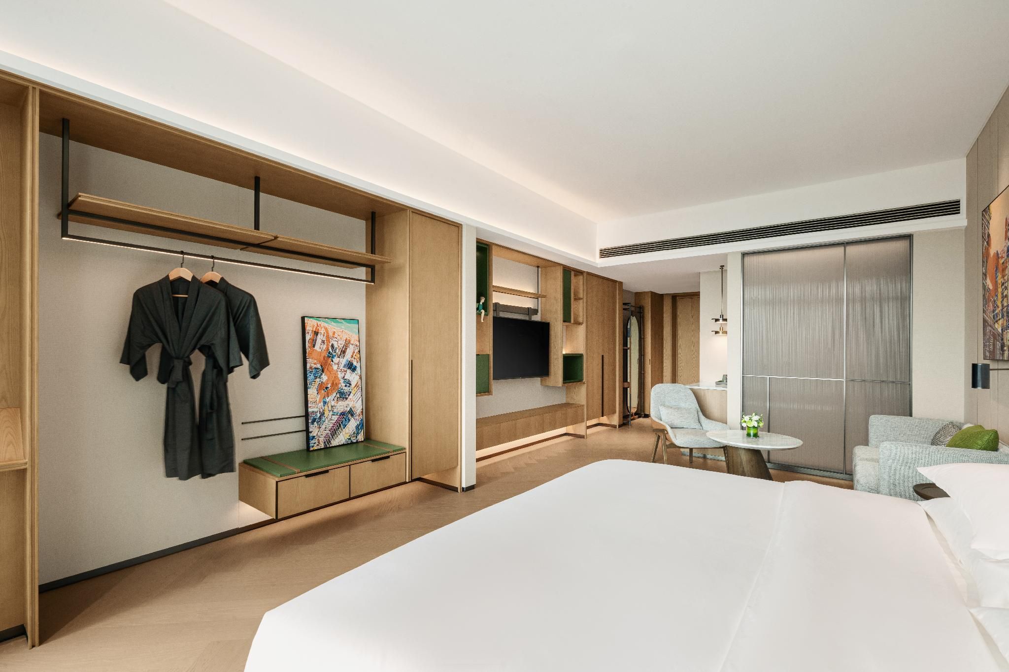 Premier King - High Floor