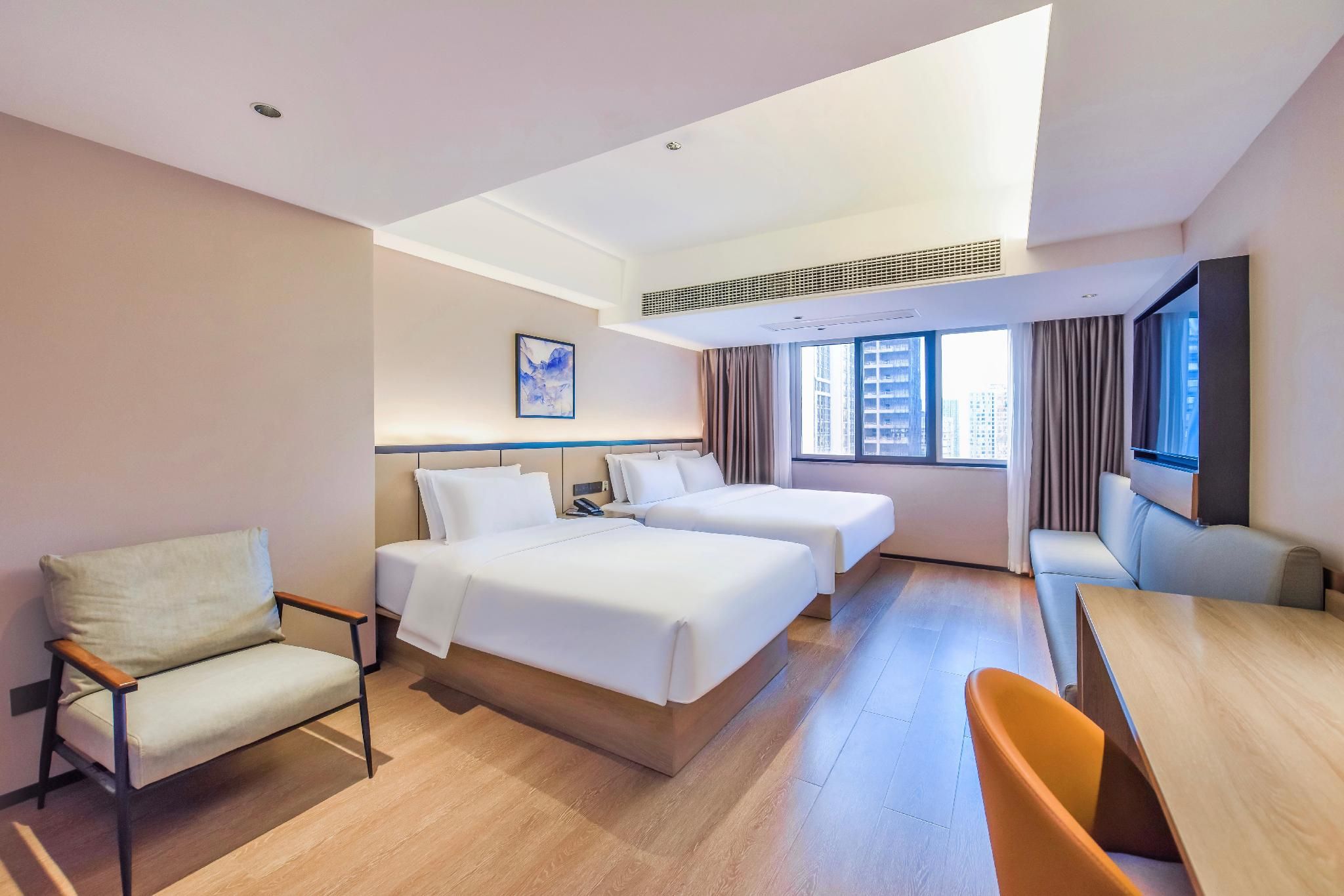 Deluxe Family Room, Guest room