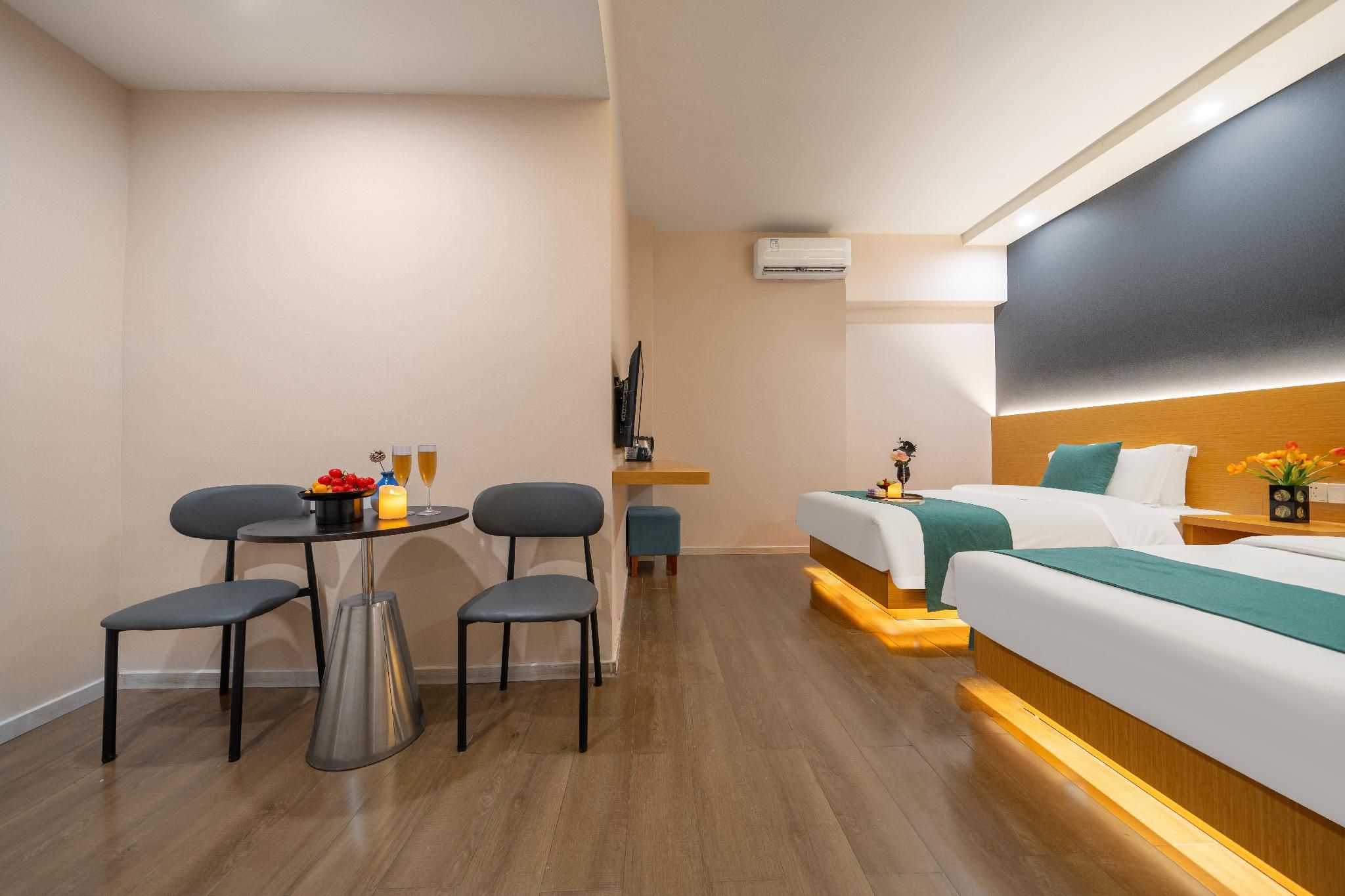 WE Hotel Chongqing Standard Twin 2