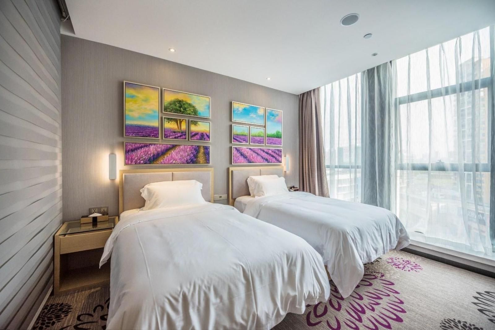 Twin Deluxe Room