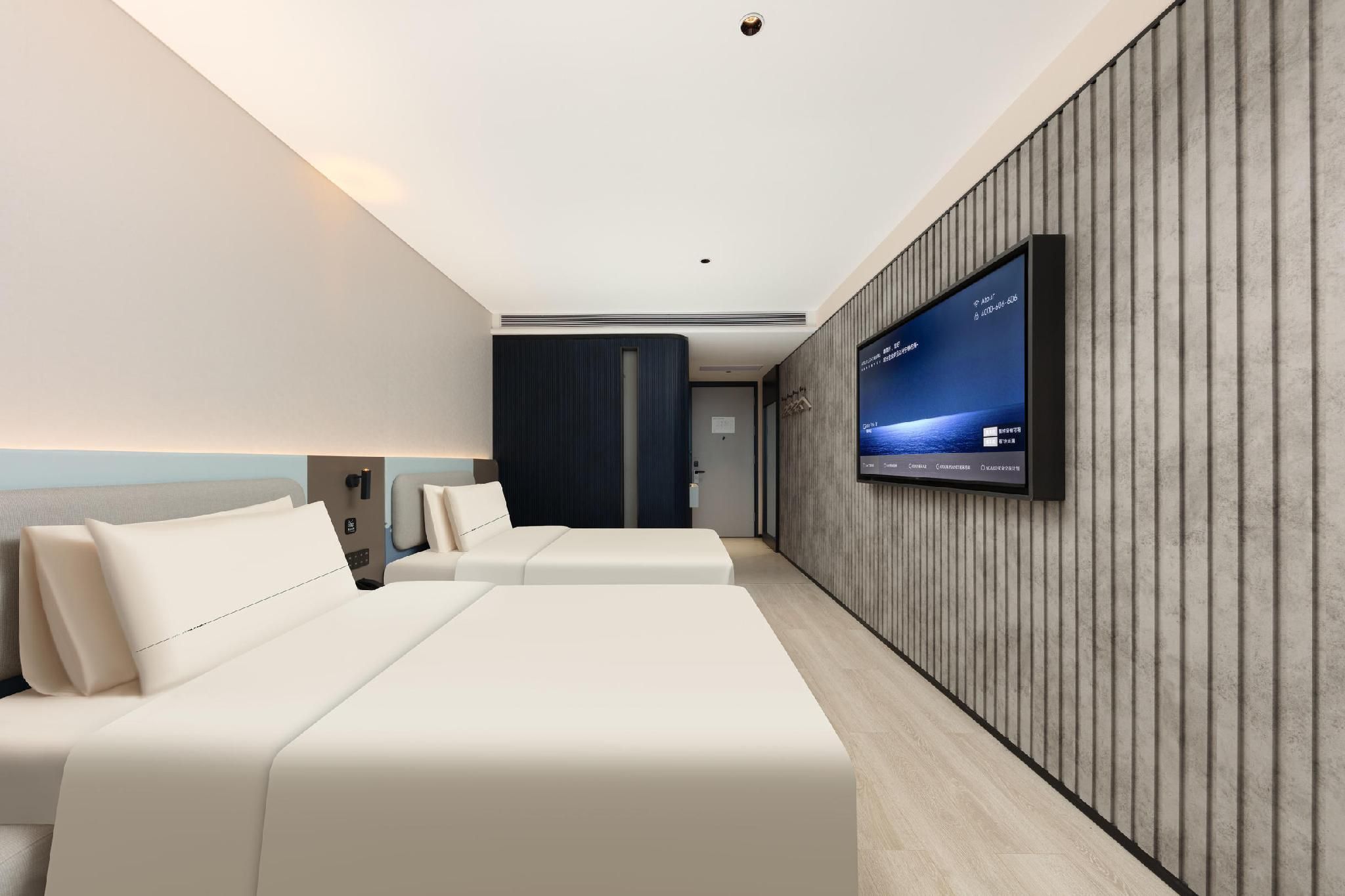 Standard Twin Bed Room