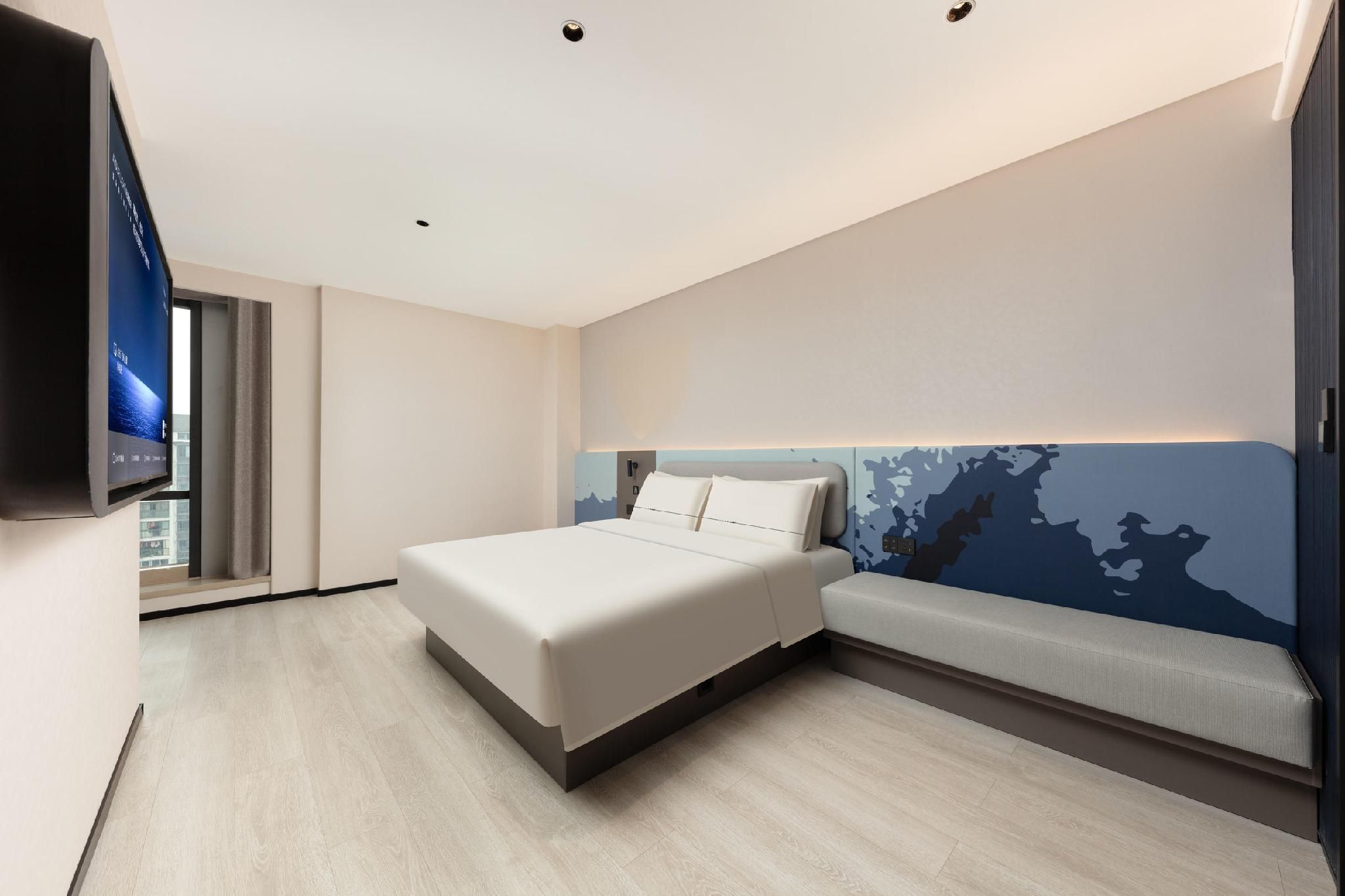 Senior Suite