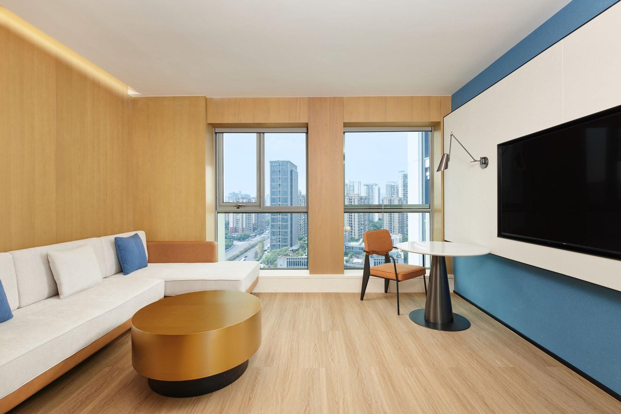 Executive Suite, 1 King, City view