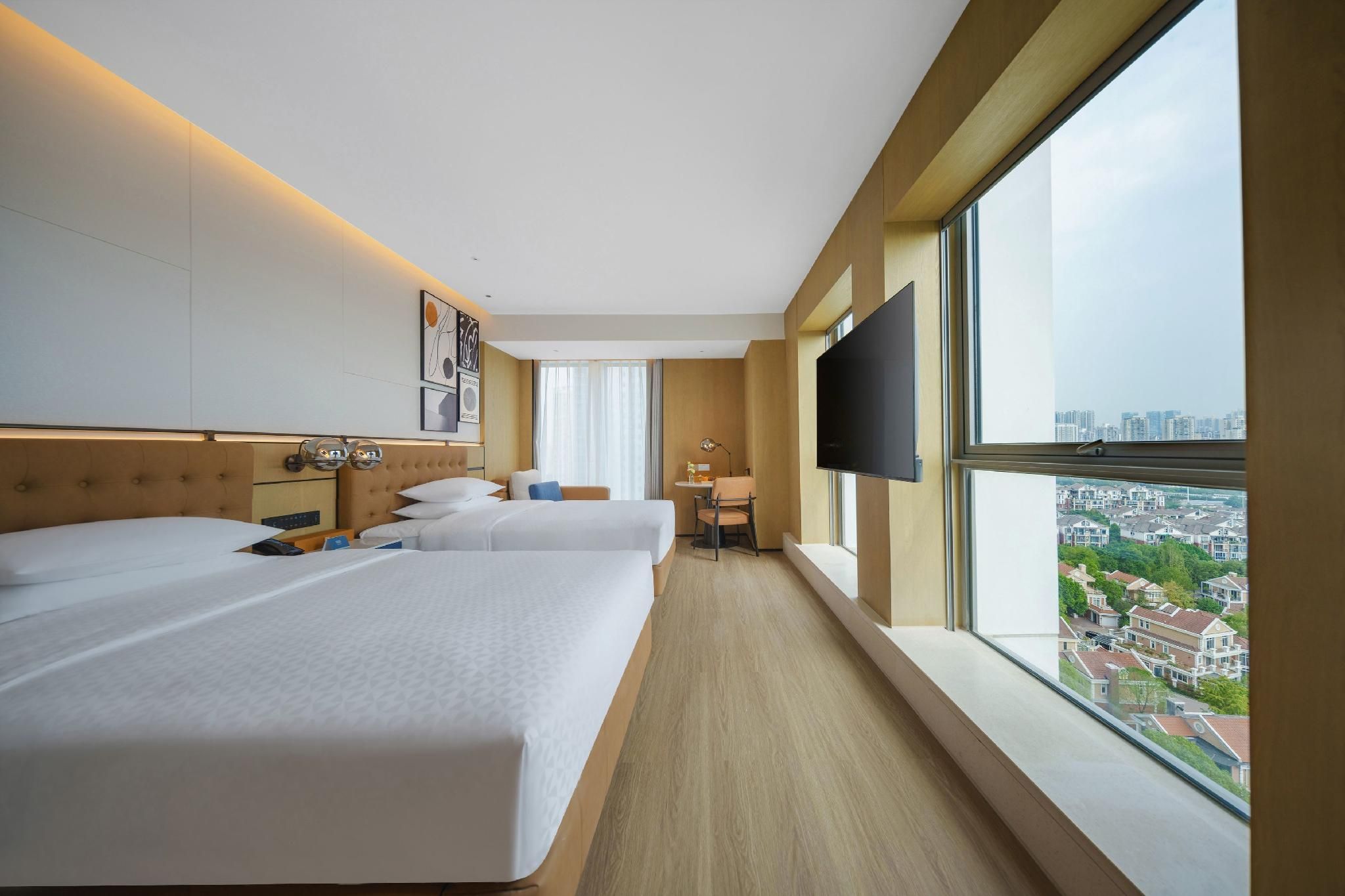 Joyful Double, Guest room, 2 Double, Mountain view