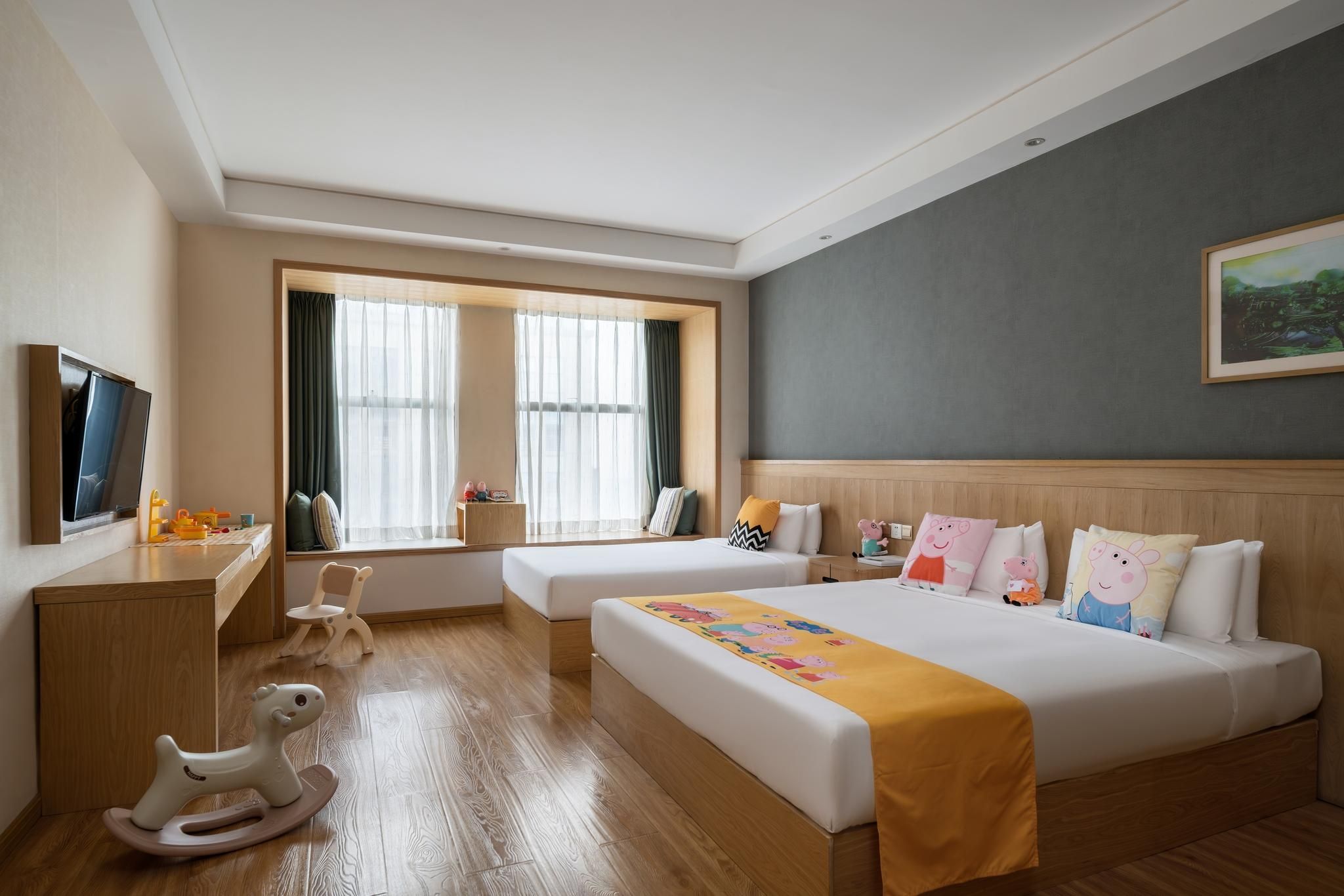 Peppa Pig Family Room