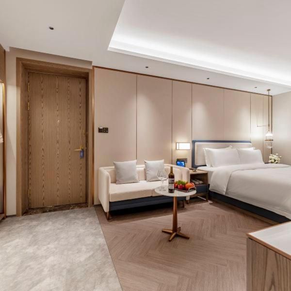 Executive King Room