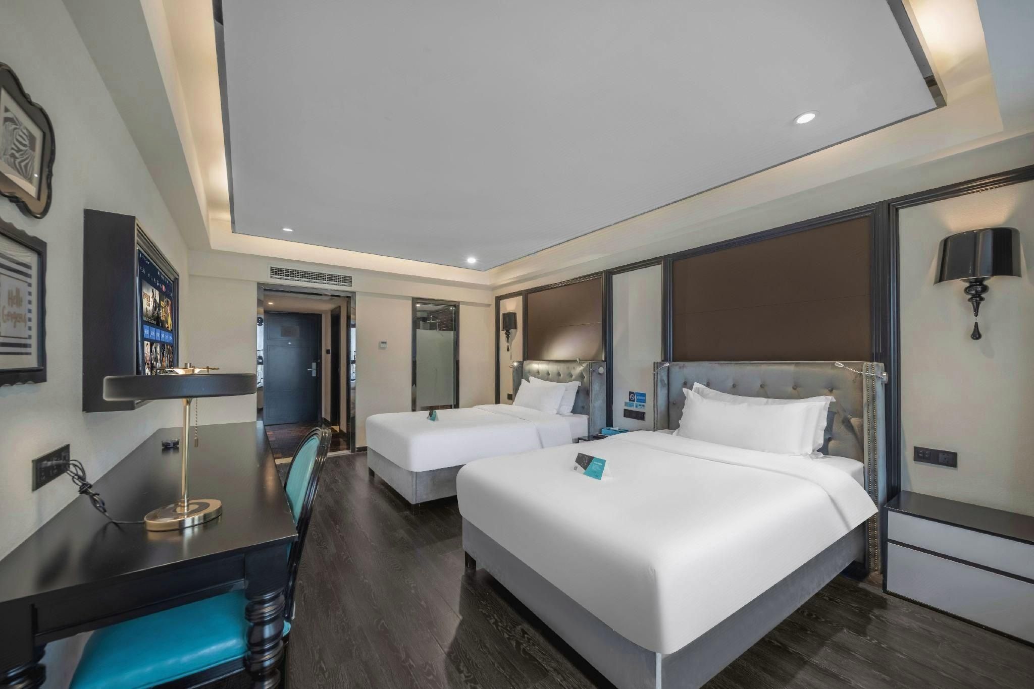 Xana - Business Bed Room