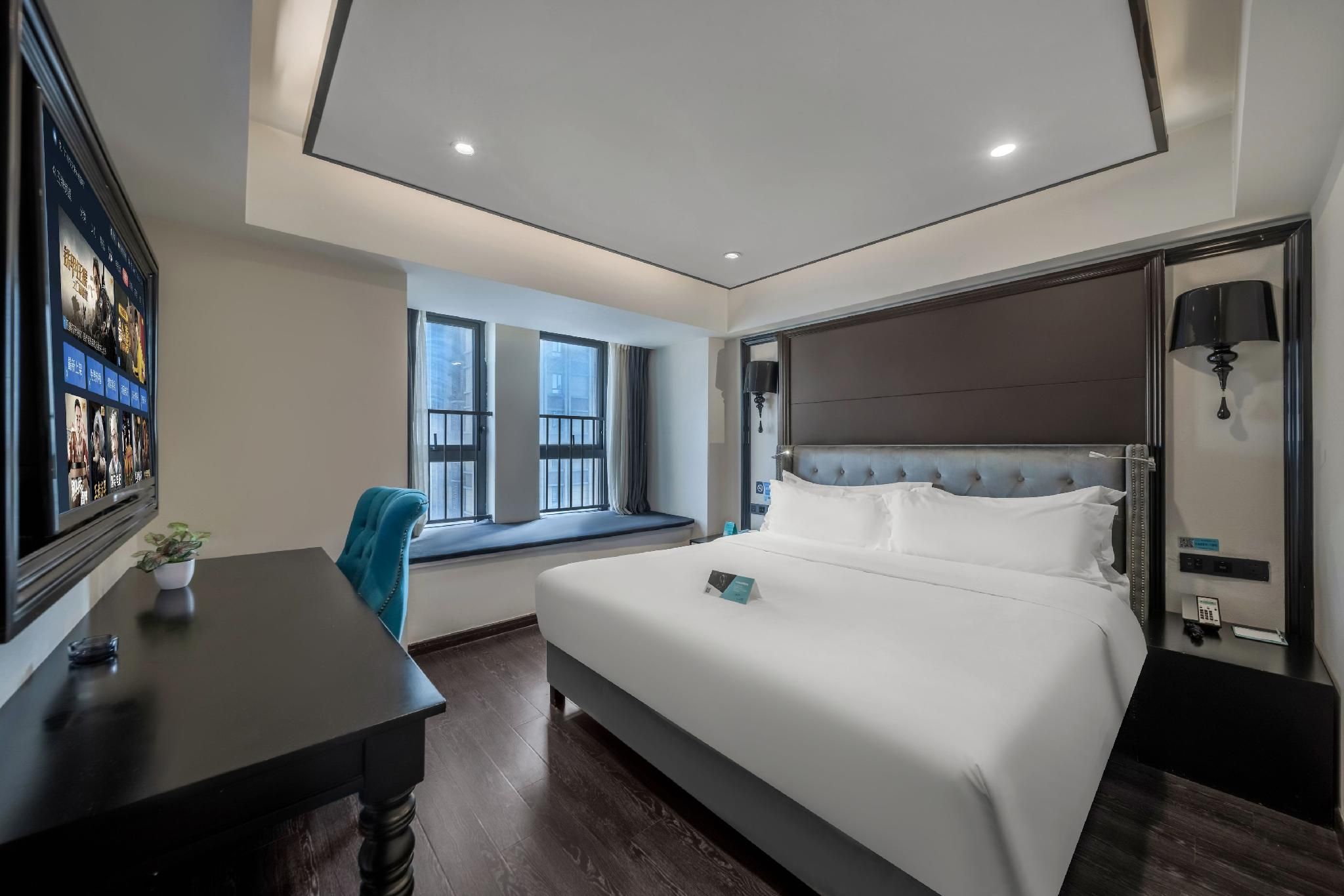 Xana - Superior Bed Room