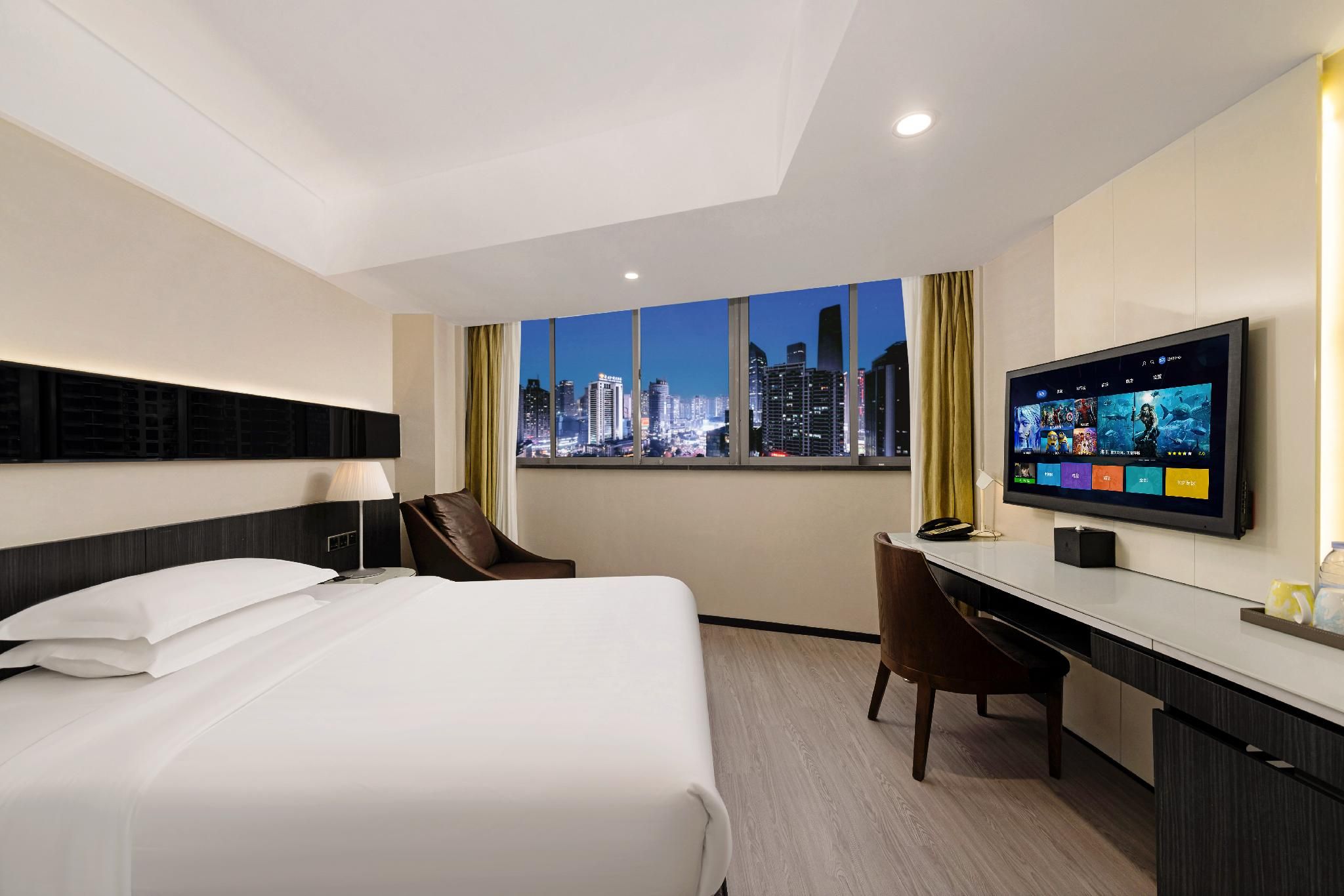 Standard Queen Room