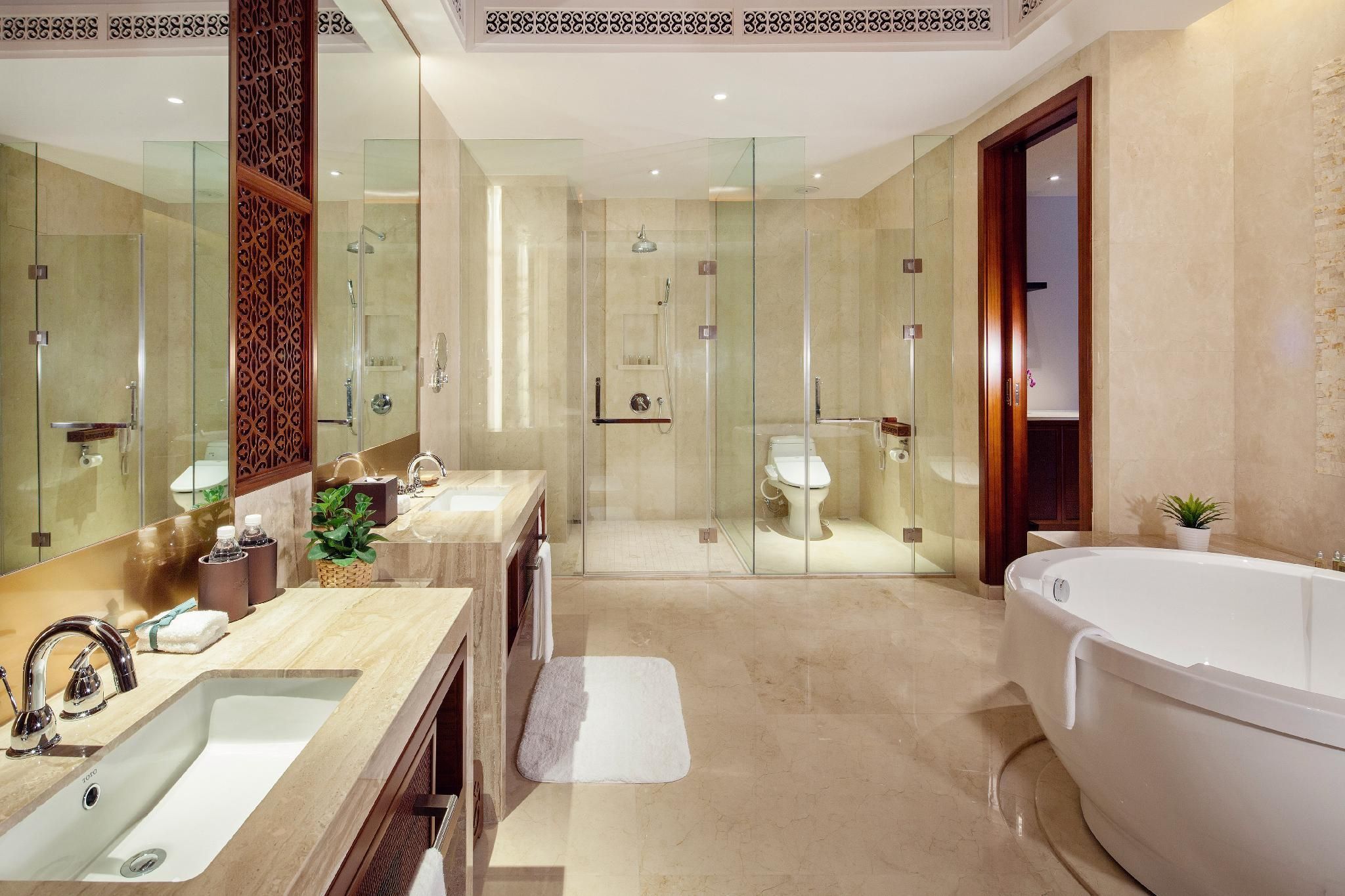 Exec Suite