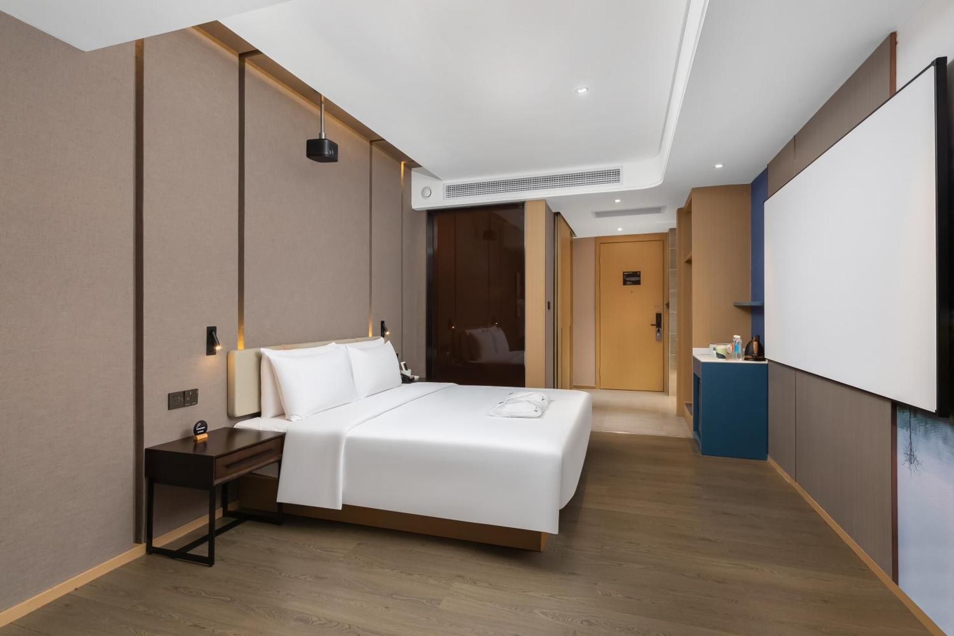 Superior Double Room with Movie