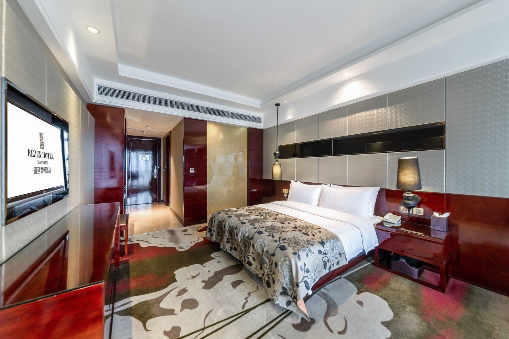 Rezen - Deluxe 1 Bed Room