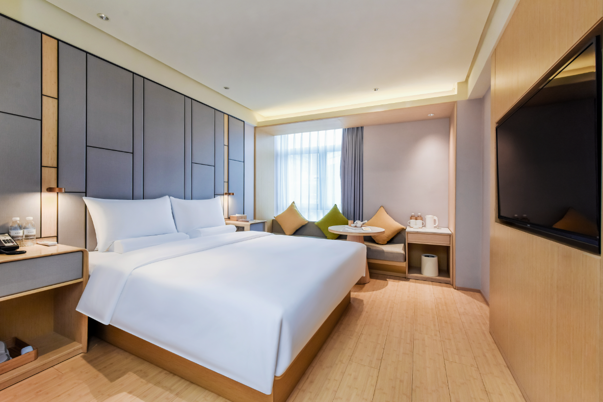 Business Queen Bed Room