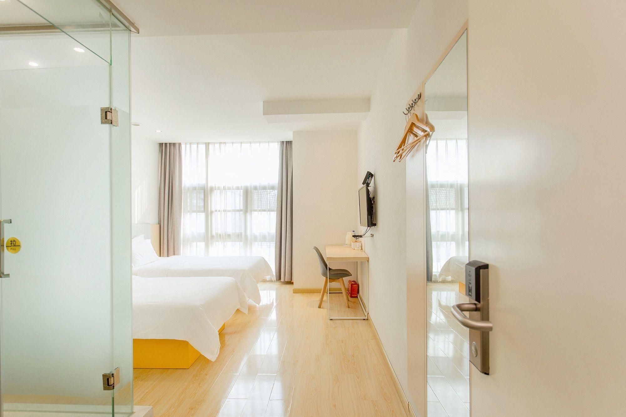 2 Bed Twin Superior Room