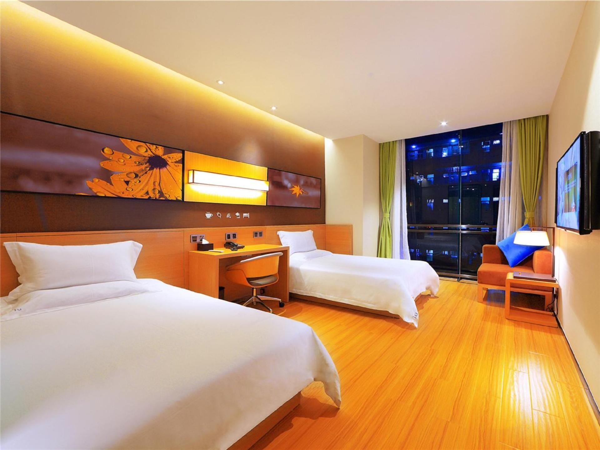 IU Compact U - S Twin Room