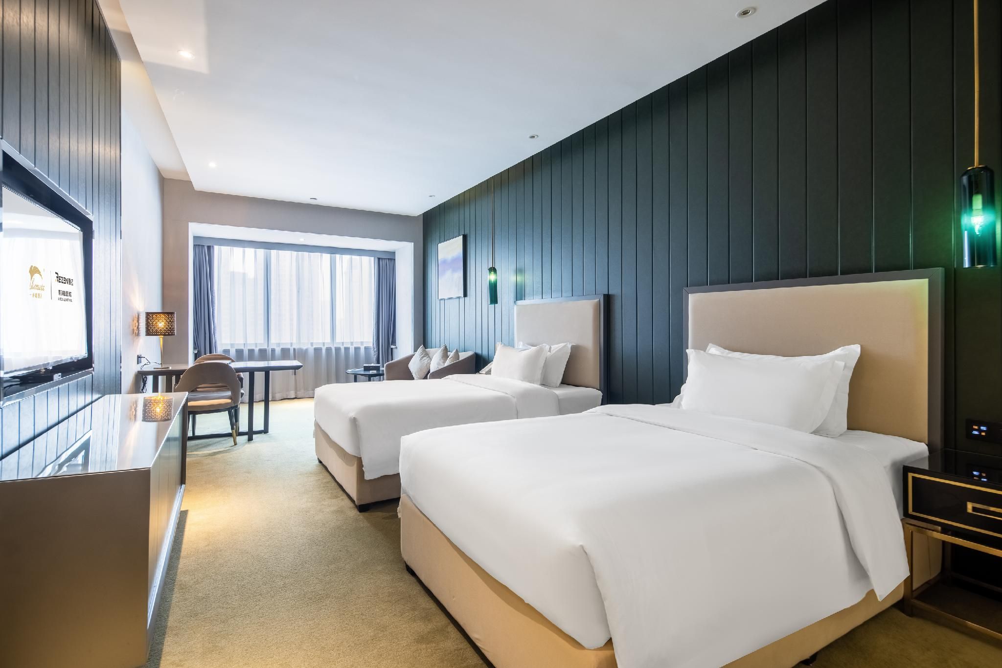 Rezen - YAYUN Light Luxury Twin Room
