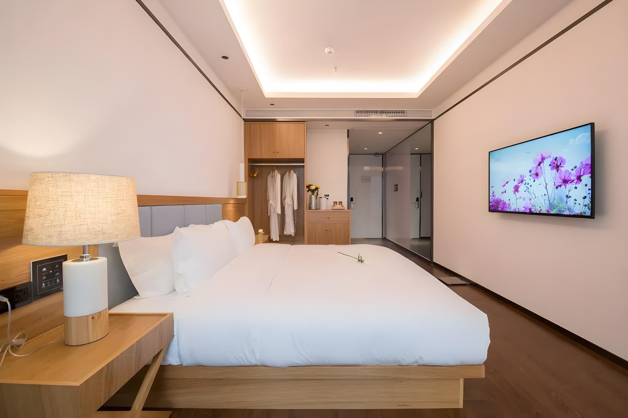 Floral Chongqing Guanyinqiao Star Hotel Huazhu - Room With Bed 2