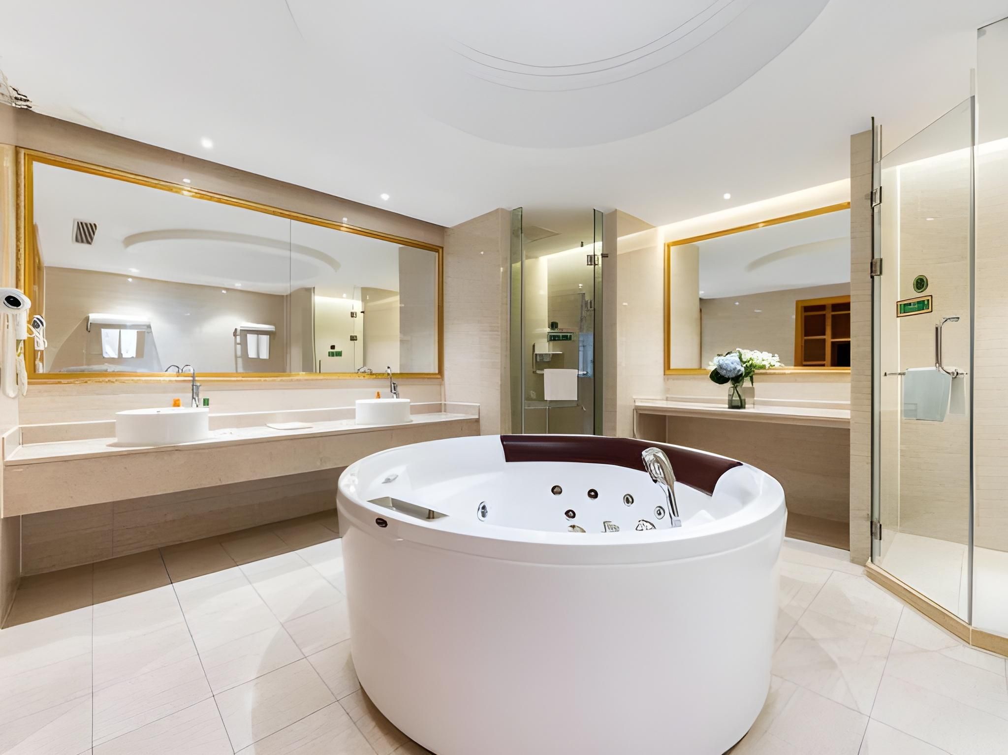 93656b684a0a9f3352ba64351daa366d